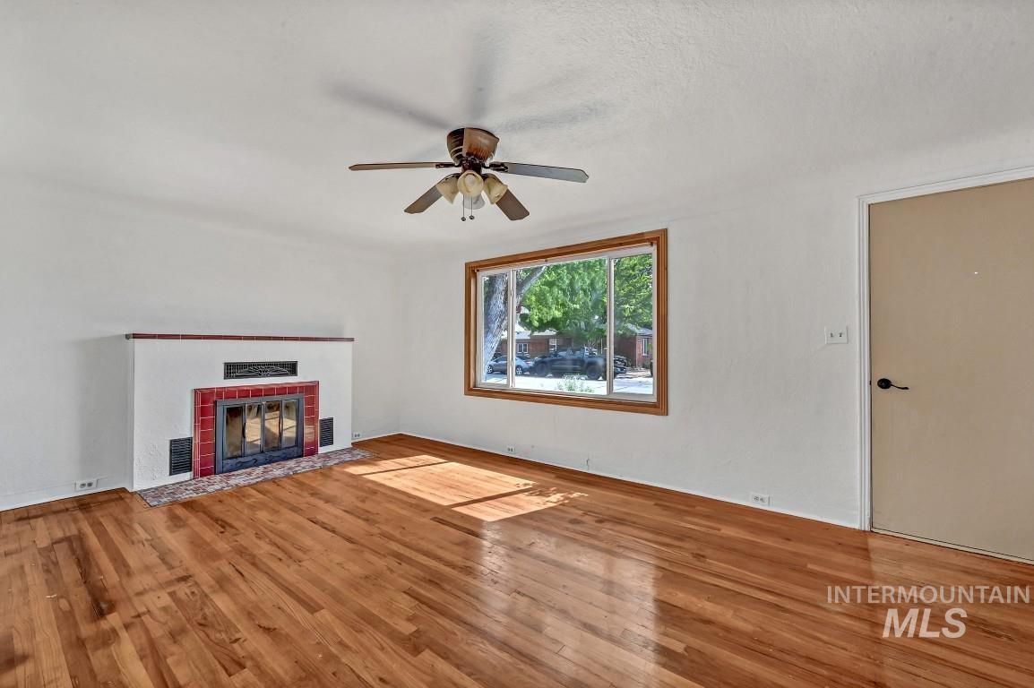 4910 W Edson Street, Boise, Idaho 83705, 2 Bedrooms, 1 Bathroom, Residential For Sale, Price $399,900, 98960736
