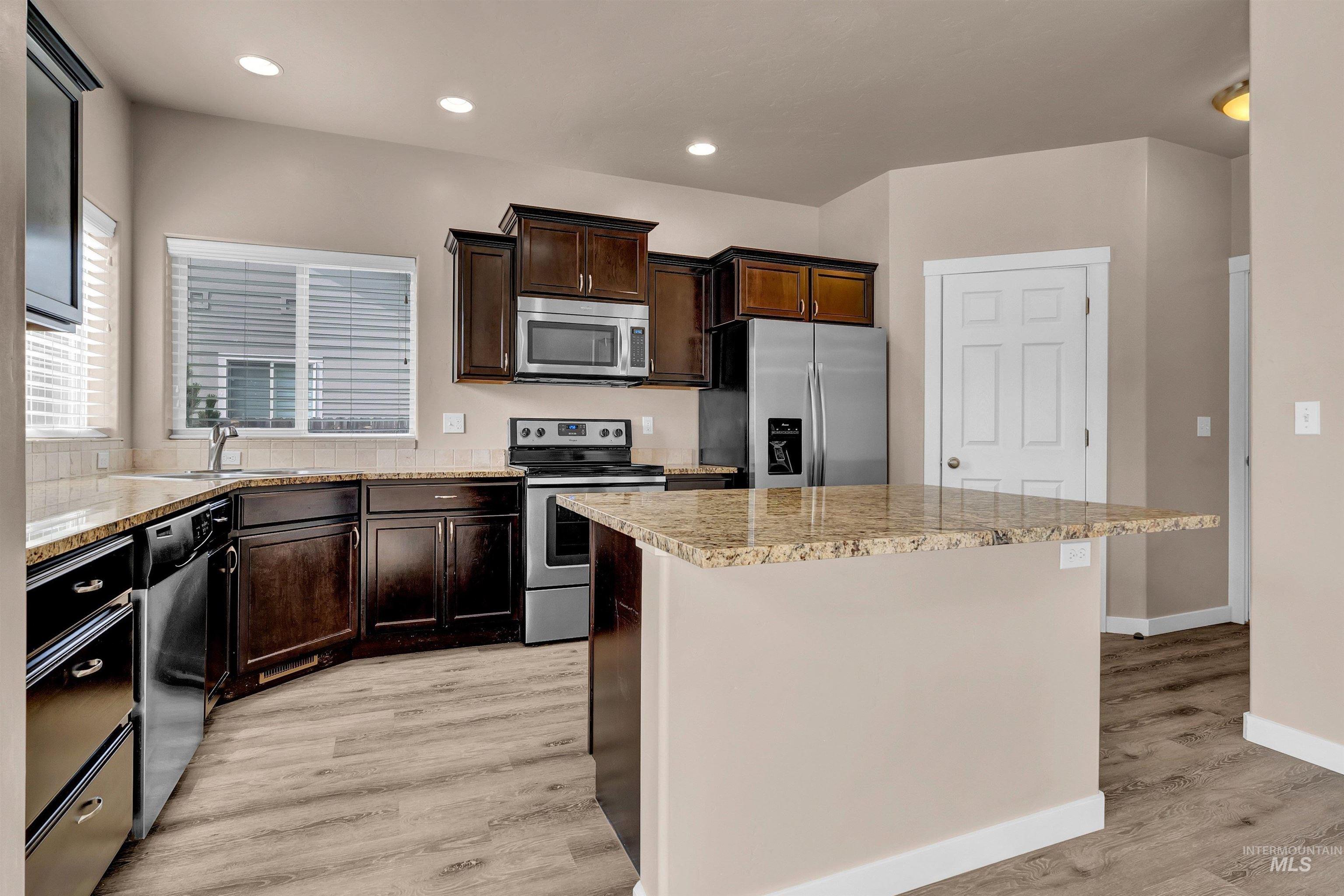 2473 E Clackamas Court, Eagle, Idaho 83616, 4 Bedrooms, 2.5 Bathrooms, Residential For Sale, Price $586,000, 98960741