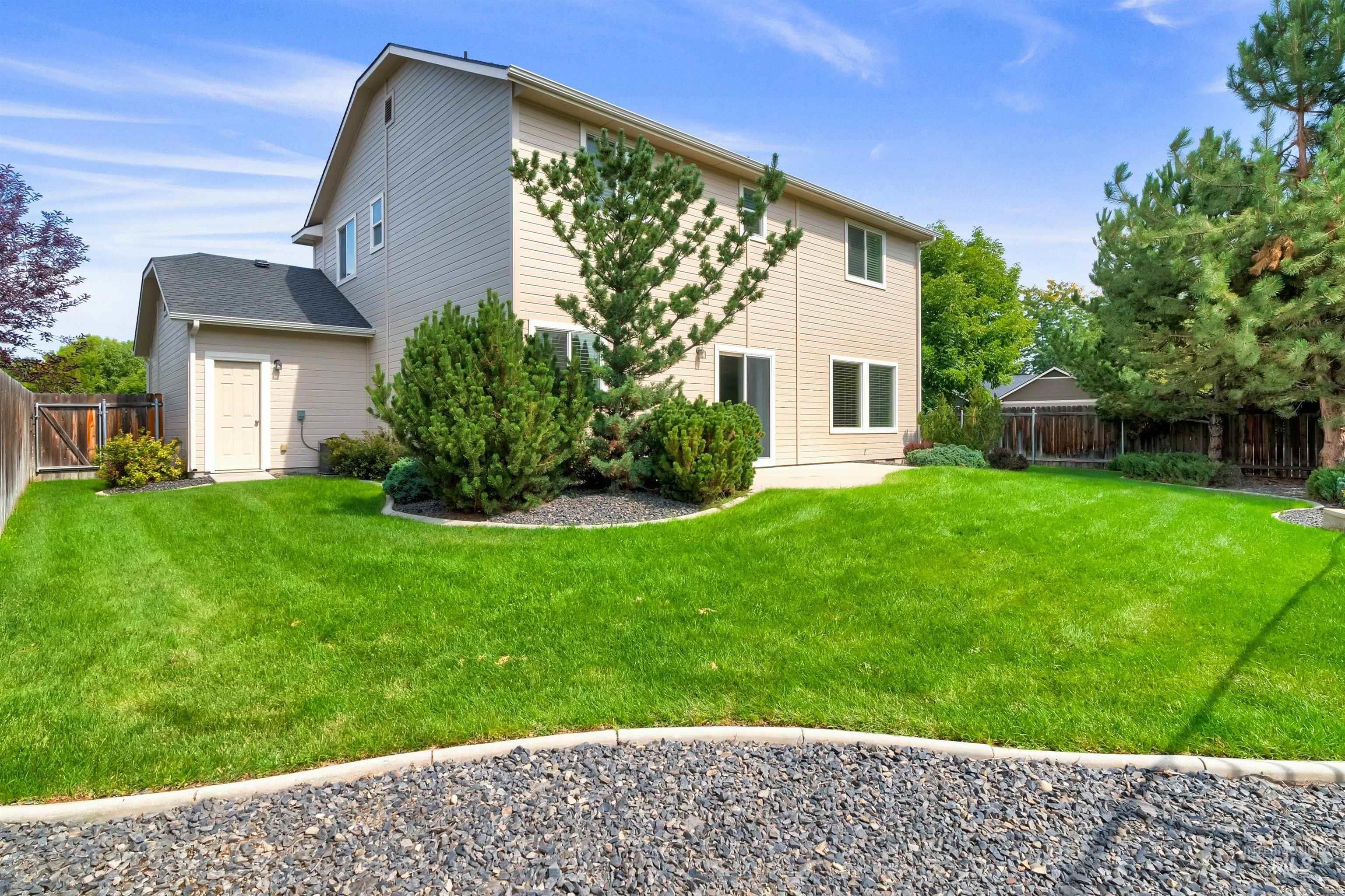 2473 E Clackamas Court, Eagle, Idaho 83616, 4 Bedrooms, 2.5 Bathrooms, Residential For Sale, Price $586,000, 98960741