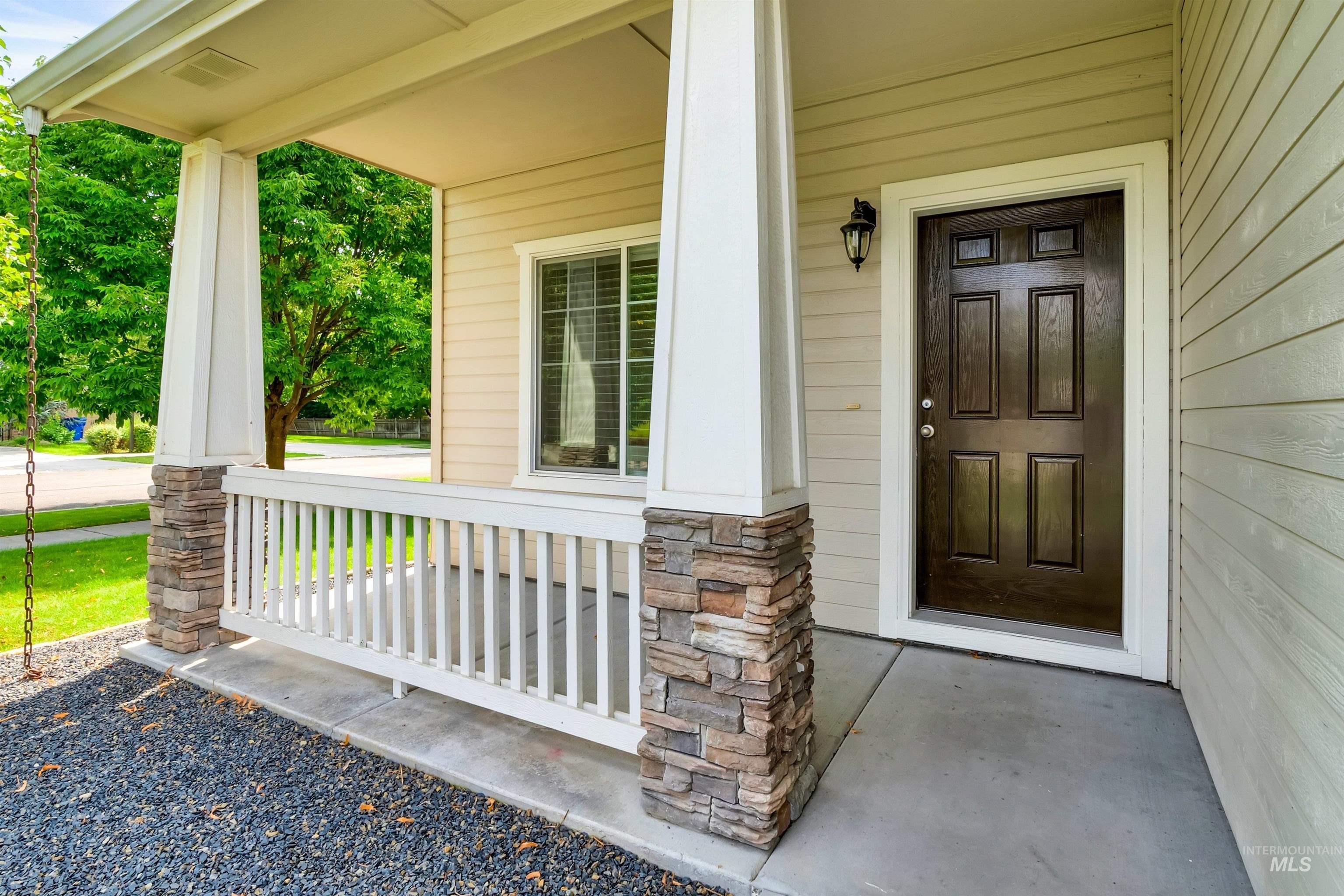 2473 E Clackamas Court, Eagle, Idaho 83616, 4 Bedrooms, 2.5 Bathrooms, Residential For Sale, Price $586,000, 98960741