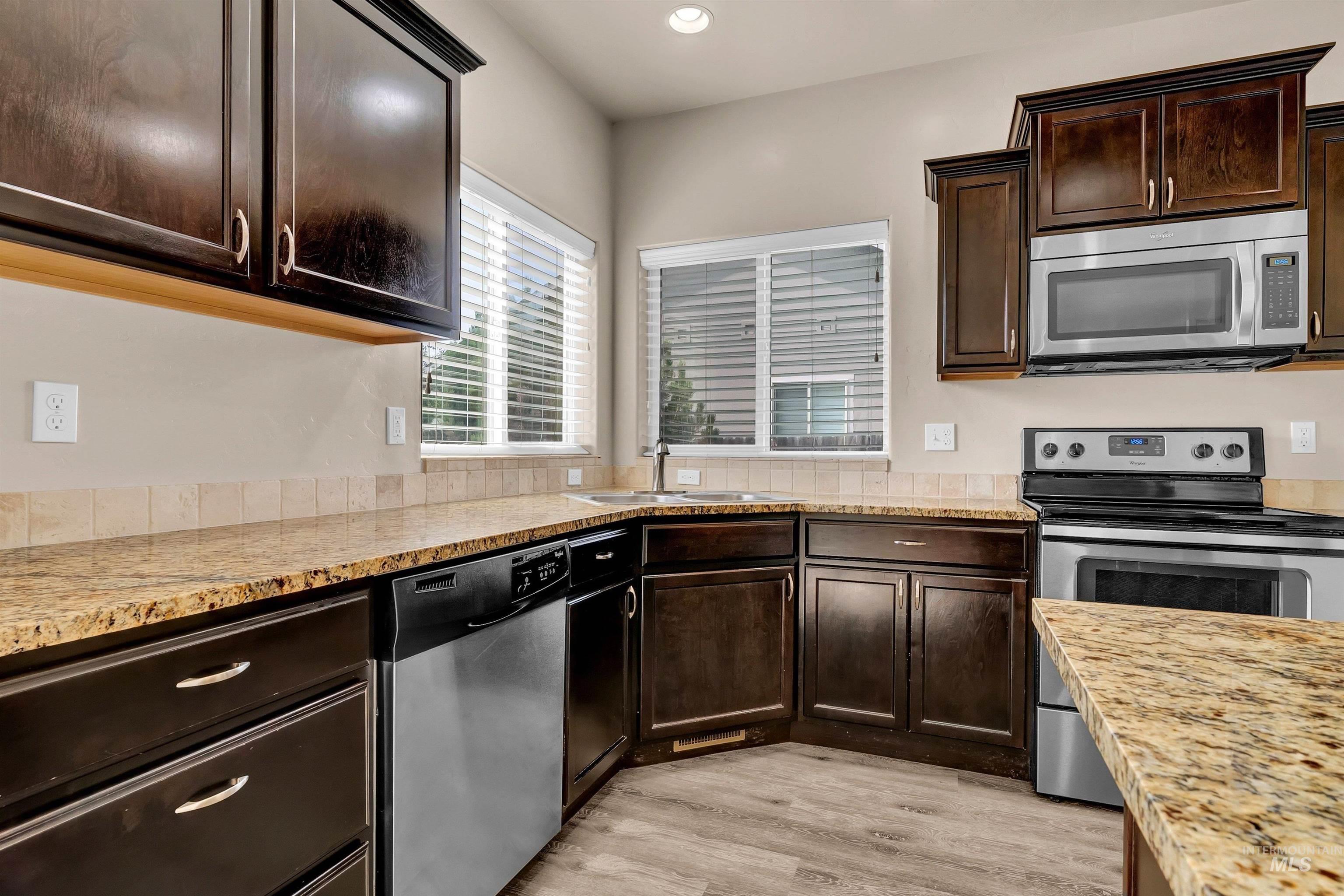 2473 E Clackamas Court, Eagle, Idaho 83616, 4 Bedrooms, 2.5 Bathrooms, Residential For Sale, Price $586,000, 98960741