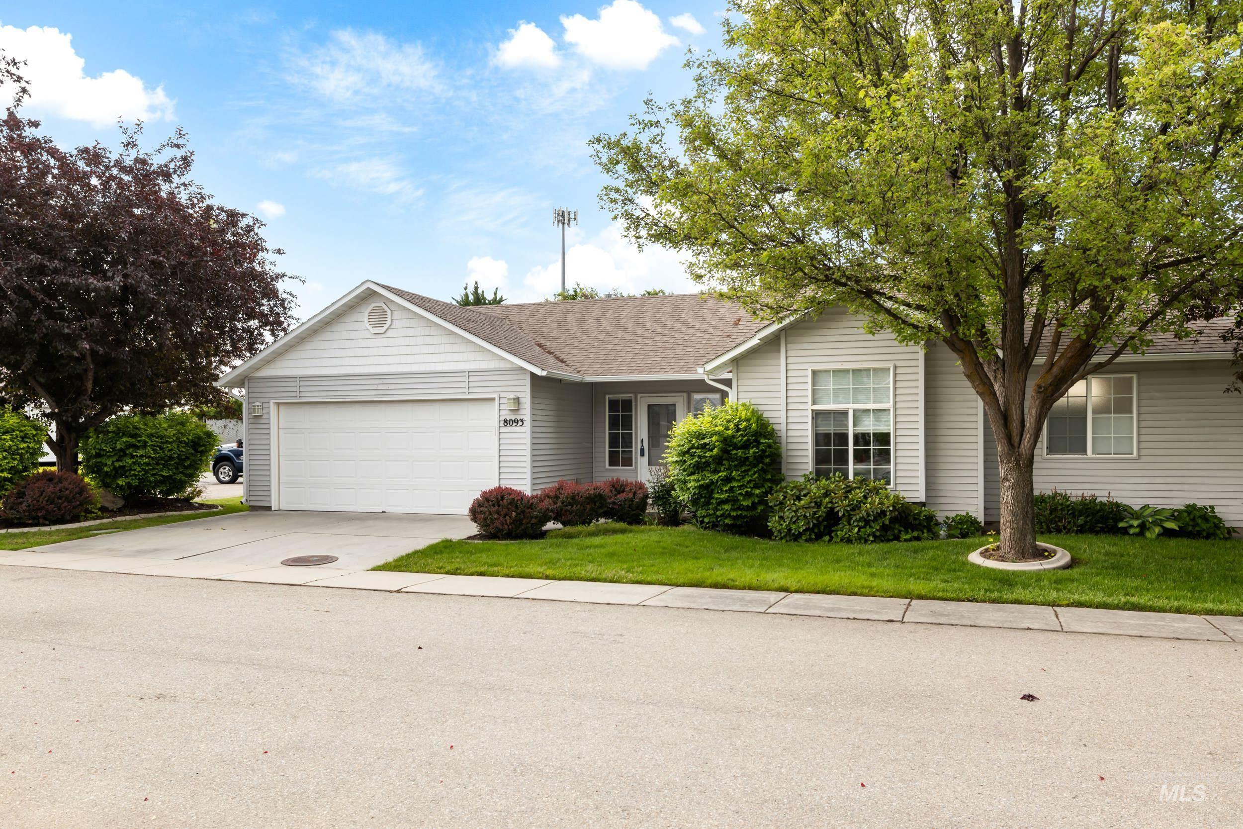 8093 Penny Lane, Garden City, Idaho 83714, 2 Bedrooms, 2.5 Bathrooms, Residential For Sale, Price $374,900, 98960755