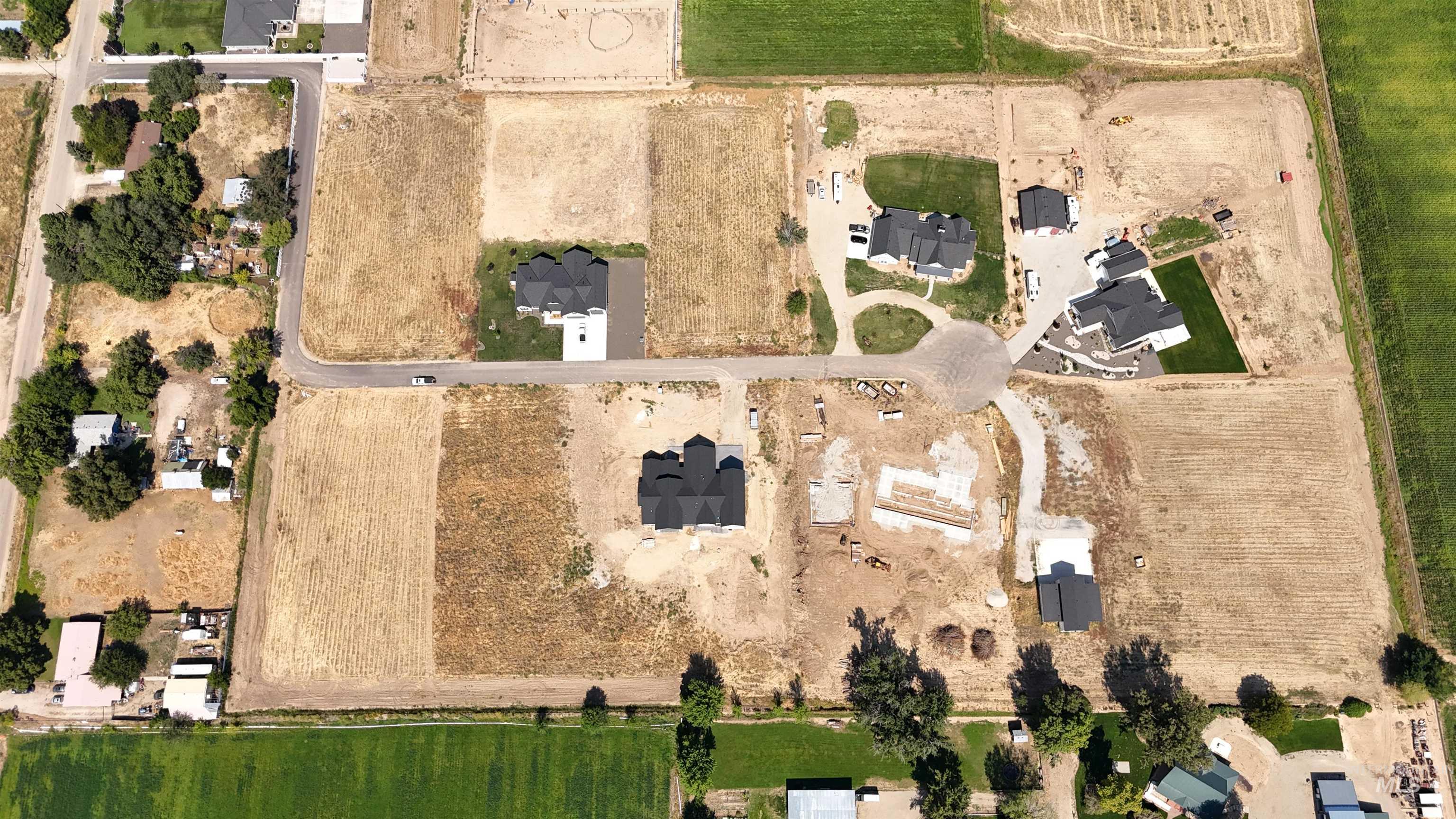 Aerial view of property and surrounding area