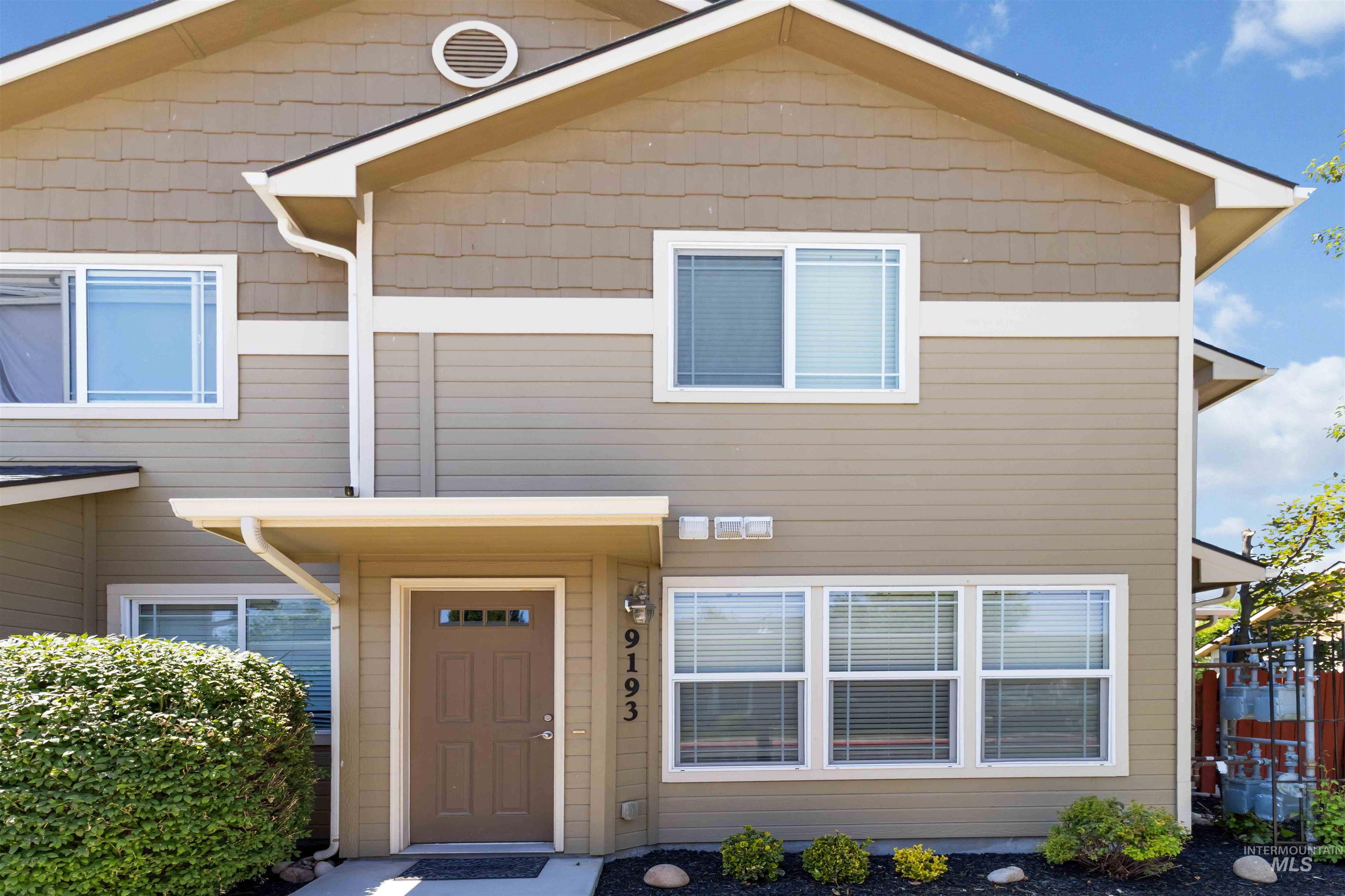 9193 W Brogan Dr., Boise, Idaho 83709, 2 Bedrooms, 2 Bathrooms, Residential Income For Sale, Price $310,000, 98960769