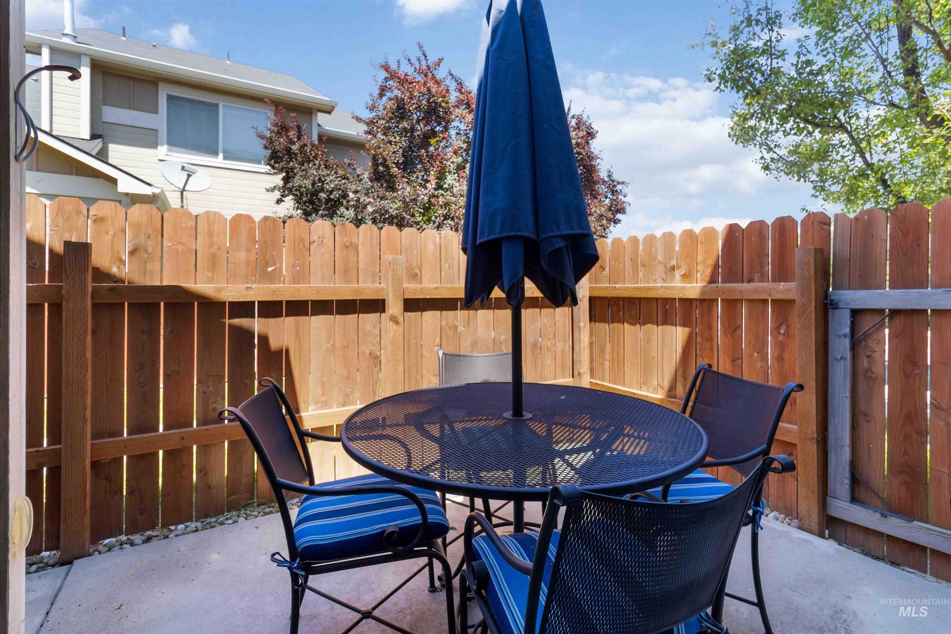9193 W Brogan Dr., Boise, Idaho 83709, 2 Bedrooms, 2 Bathrooms, Residential Income For Sale, Price $310,000, 98960769