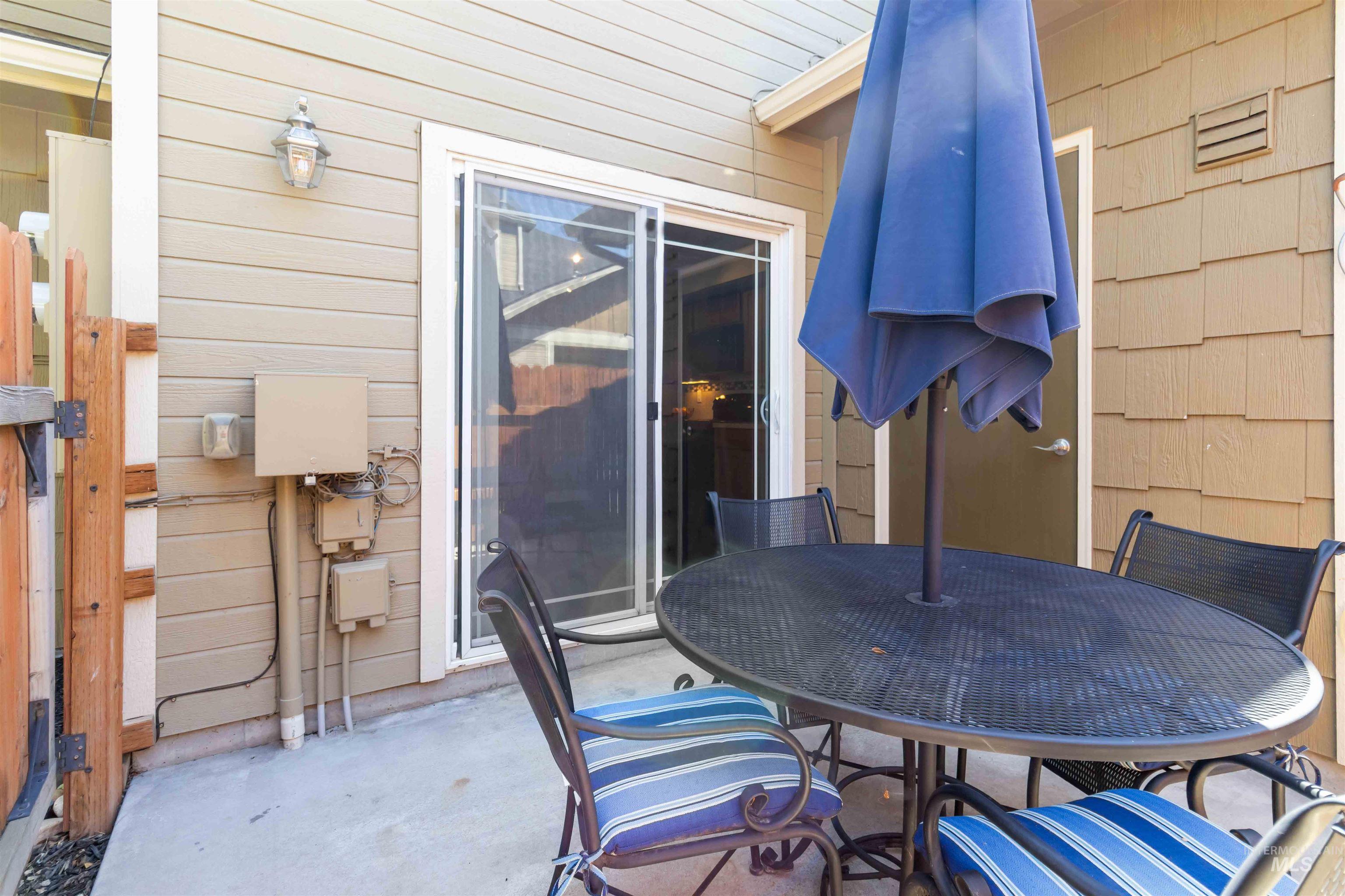 9193 W Brogan Dr., Boise, Idaho 83709, 2 Bedrooms, 2 Bathrooms, Residential Income For Sale, Price $310,000, 98960769