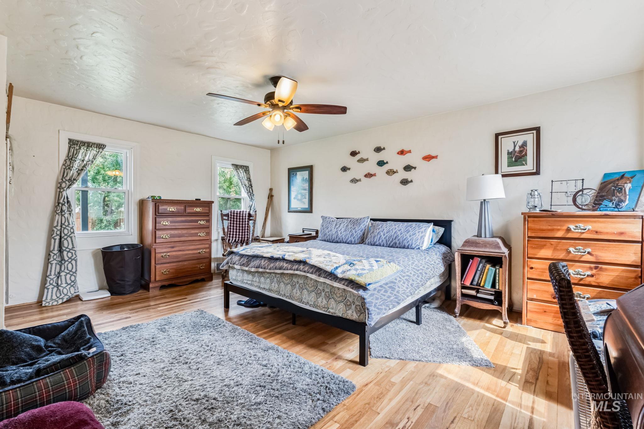 115 E Garnet Ave, Fairfield, Idaho 83327, 4 Bedrooms, 2.5 Bathrooms, Residential For Sale, Price $459,000, 98960777