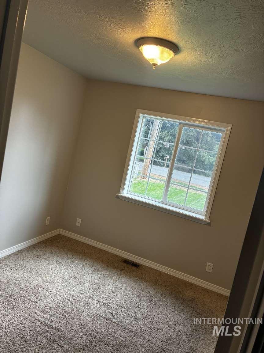 445 Hansen Ave, Burley, Idaho 83318, 3 Bedrooms, 2 Bathrooms, Residential For Sale, Price $295,000, 98960792