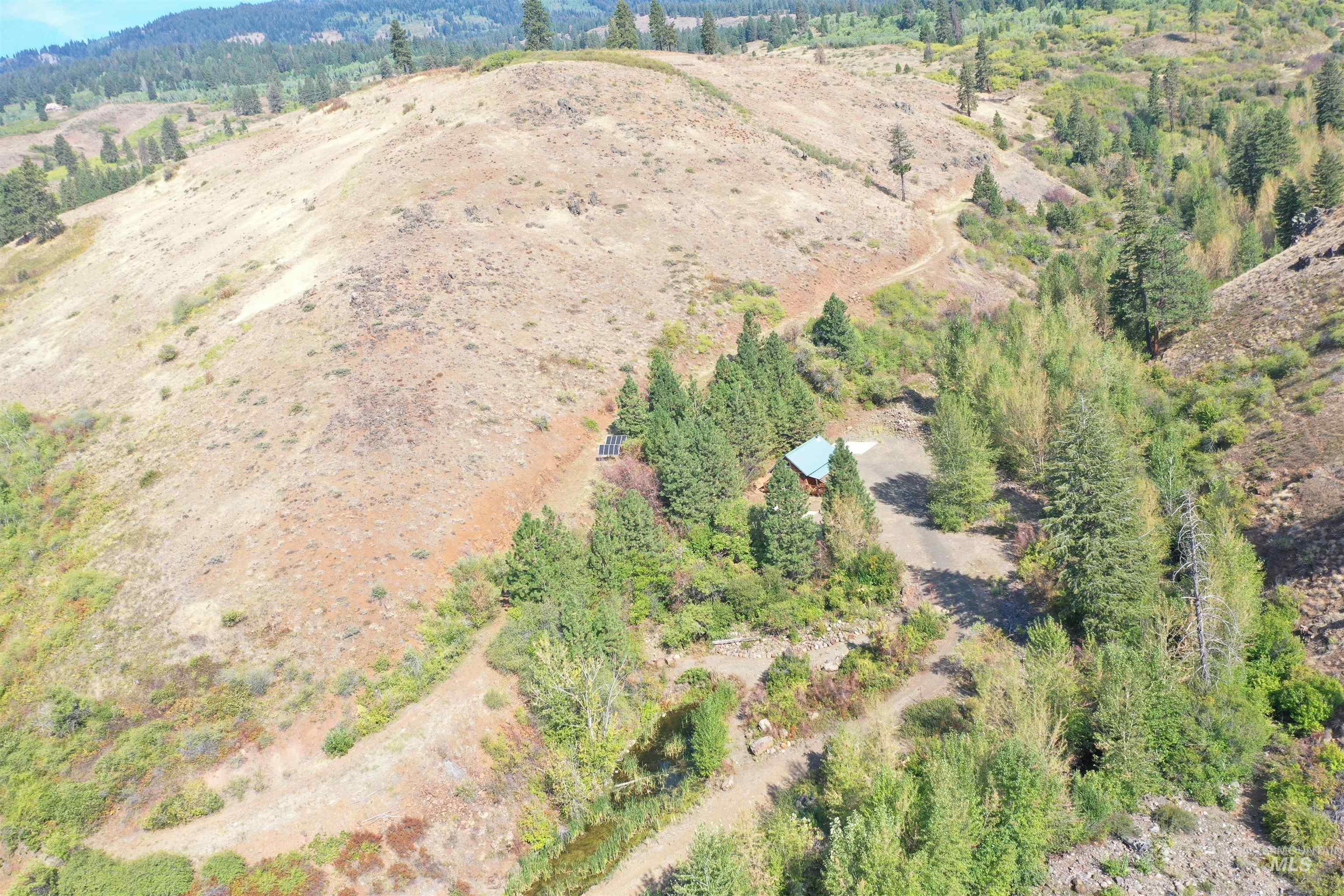 Aerial view of property and surrounding area