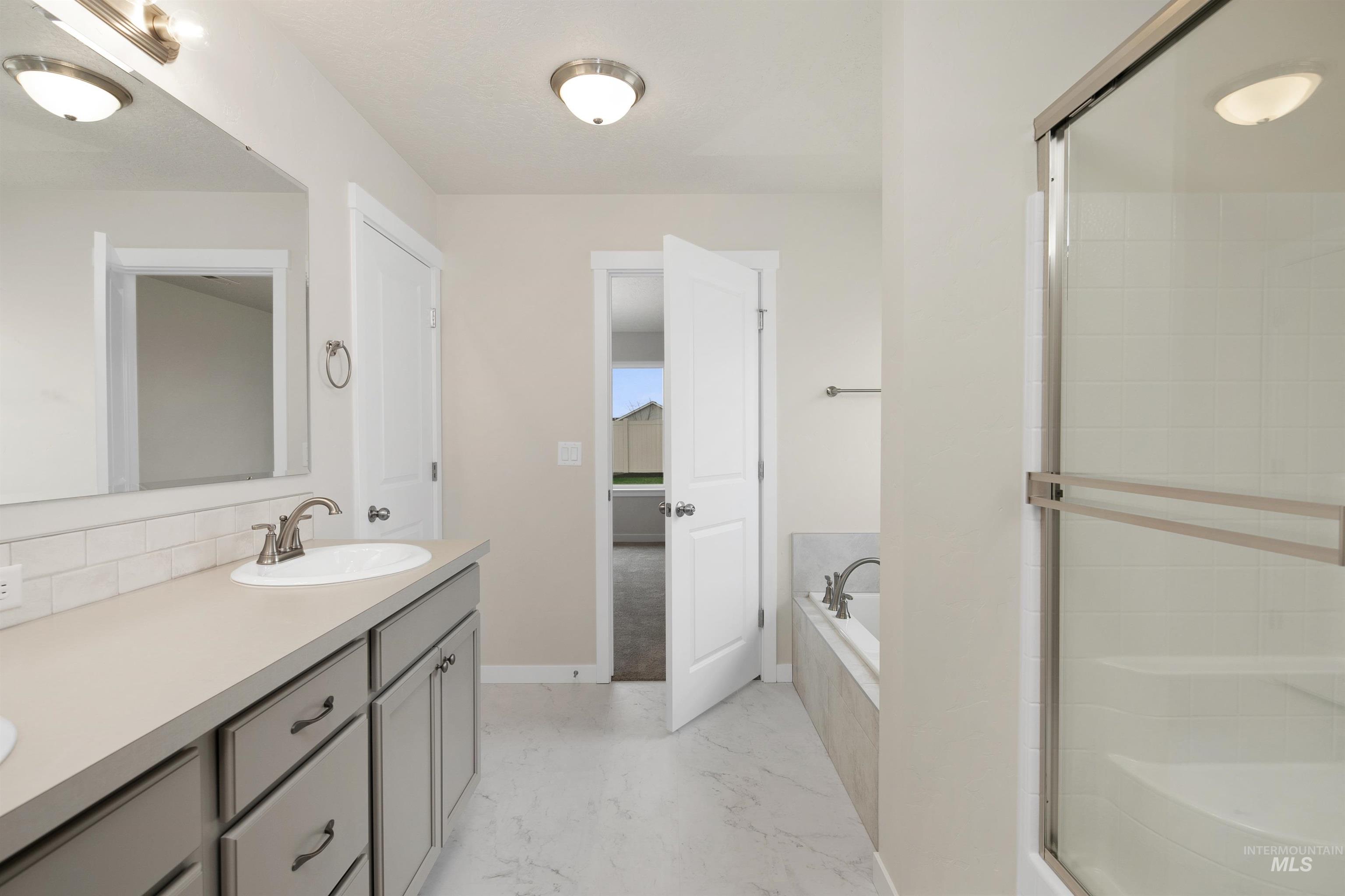 19354 Snowyside Way, Caldwell, Idaho 83605, 3 Bedrooms, 2.5 Bathrooms, Residential For Sale, Price $427,990, 98960813