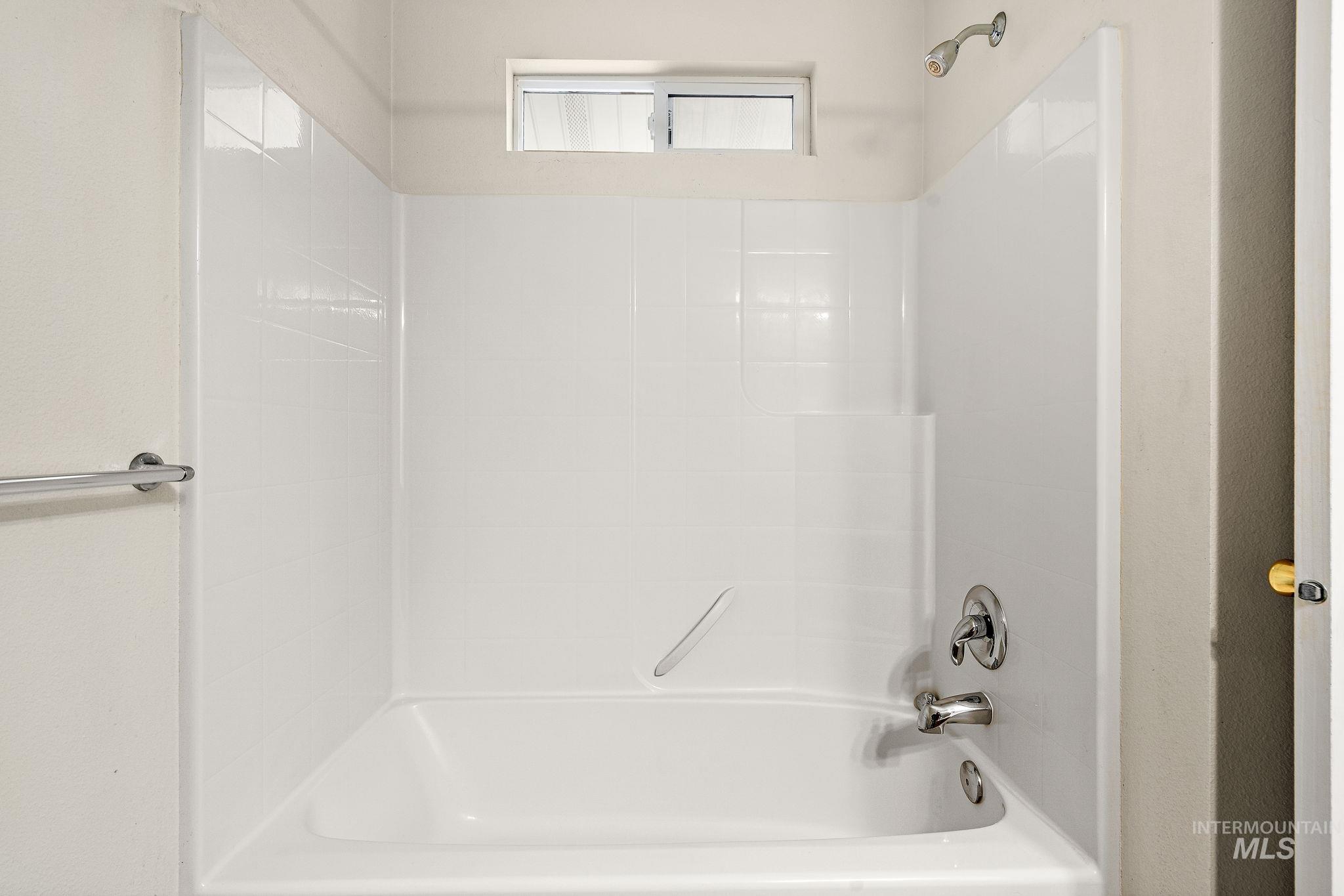 2864 W Lemhi Street, Boise, Idaho 83705, 2 Bedrooms, 2.5 Bathrooms, Residential For Sale, Price $375,000, 98960839