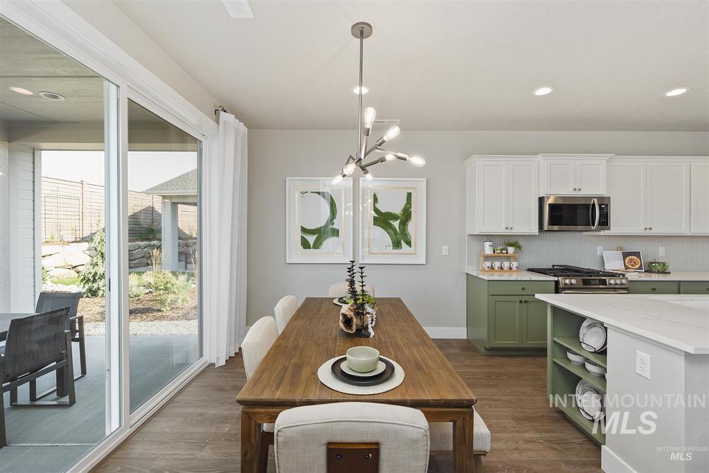 5561 W Aralia Dr., Meridian, Idaho 83646, 3 Bedrooms, 2.5 Bathrooms, Residential For Sale, Price $494,990, 98960844
