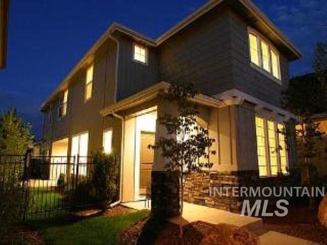 3950 Quenzer, Meridian, Idaho 83646, 3 Bedrooms, 2.5 Bathrooms, Rental For Rent, Price $2,800, 98960854