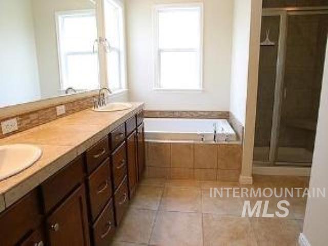 3950 Quenzer, Meridian, Idaho 83646, 3 Bedrooms, 2.5 Bathrooms, Rental For Rent, Price $2,800, 98960854