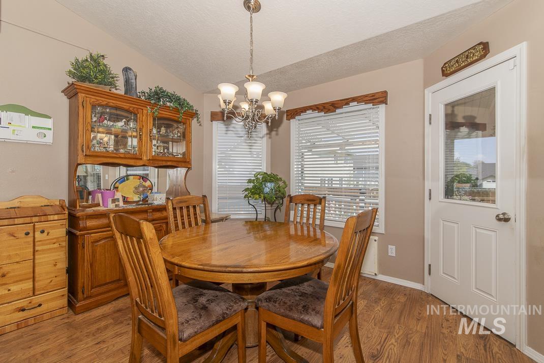 3620 S Oxbow Dr, Nampa, Idaho 83686, 3 Bedrooms, 2 Bathrooms, Residential For Sale, Price $409,900, 98960860