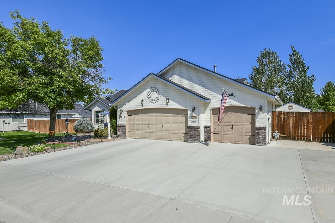 3620 S Oxbow Dr, Nampa, Idaho 83686, 3 Bedrooms, 2 Bathrooms, Residential For Sale, Price $409,900, 98960860