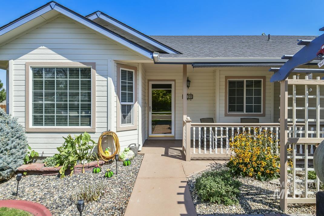 3620 S Oxbow Dr, Nampa, Idaho 83686, 3 Bedrooms, 2 Bathrooms, Residential For Sale, Price $409,900, 98960860