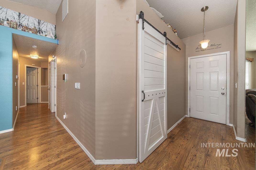 3620 S Oxbow Dr, Nampa, Idaho 83686, 3 Bedrooms, 2 Bathrooms, Residential For Sale, Price $409,900, 98960860