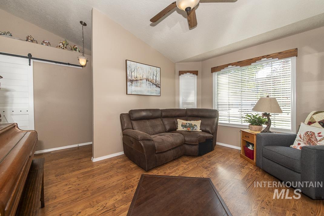 3620 S Oxbow Dr, Nampa, Idaho 83686, 3 Bedrooms, 2 Bathrooms, Residential For Sale, Price $409,900, 98960860