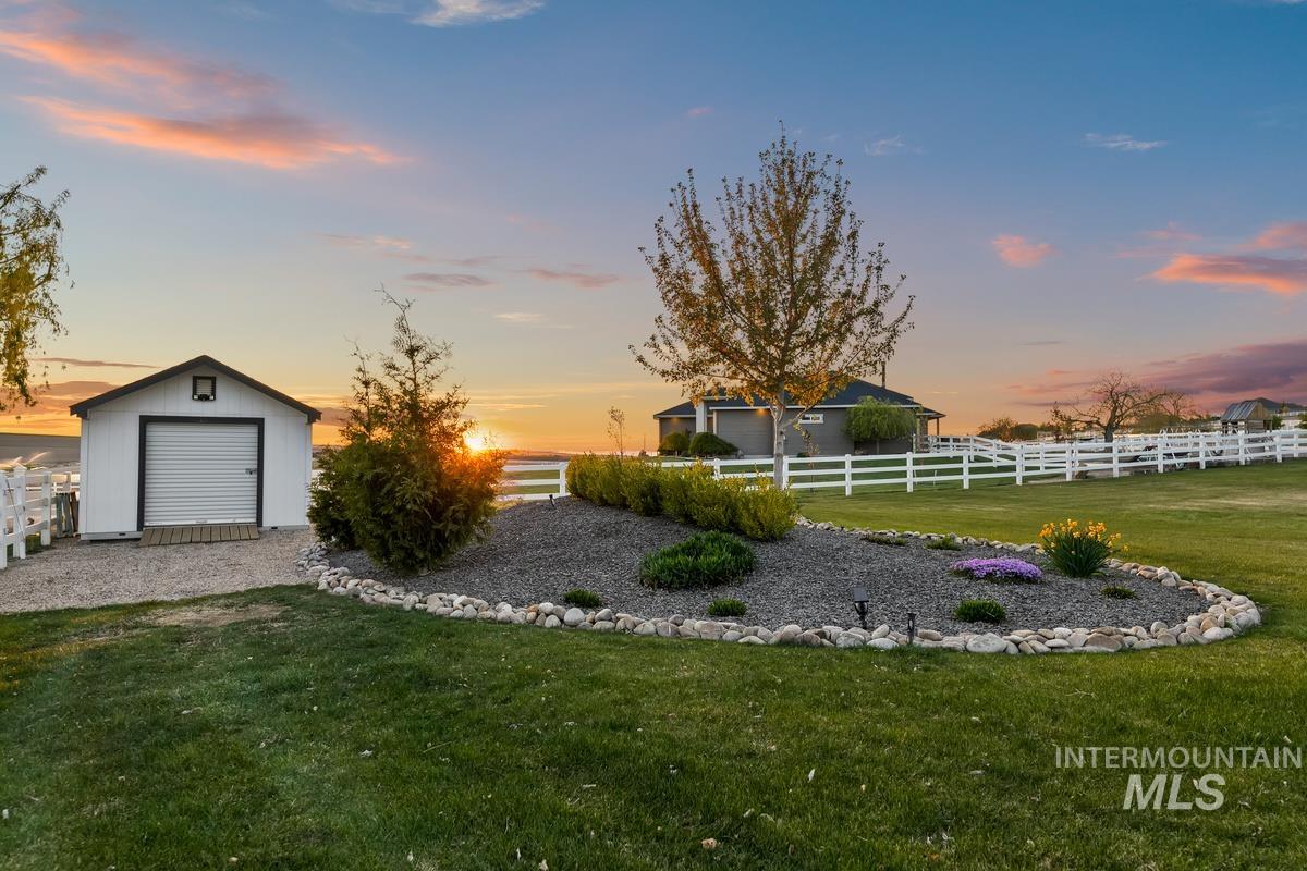 9067 Crystal Quartz Drive, Nampa, Idaho 83686, 4 Bedrooms, 4 Bathrooms, Residential For Sale, Price $1,299,900, 98960864