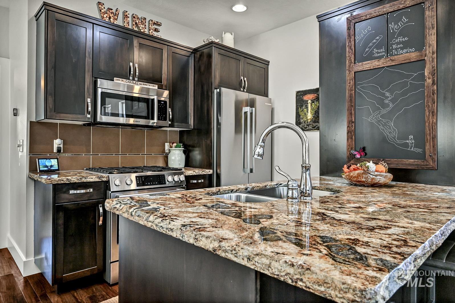 3167 S Rookery Lane, Boise, Idaho 83706, 2 Bedrooms, 2 Bathrooms, Residential For Sale, Price $599,900, 98960906