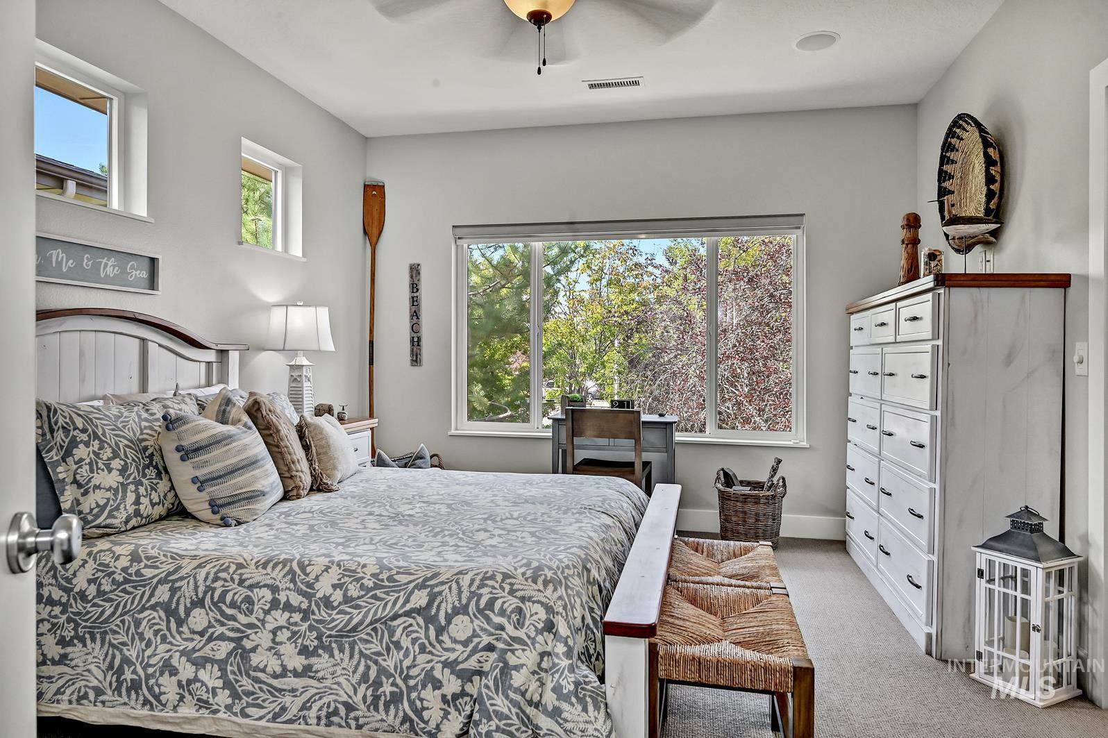 3167 S Rookery Lane, Boise, Idaho 83706, 2 Bedrooms, 2 Bathrooms, Residential For Sale, Price $599,900, 98960906