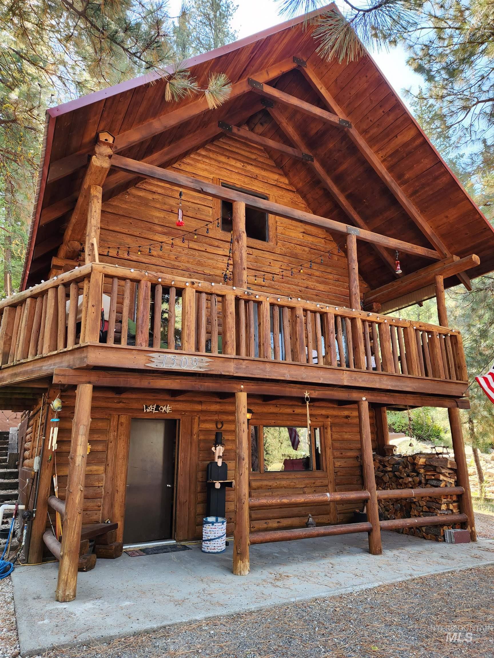 1509 E Pine Creek Road, Featherville, Idaho 83647, 3 Bedrooms, 2 Bathrooms, Residential For Sale, Price $800,000, 98960922