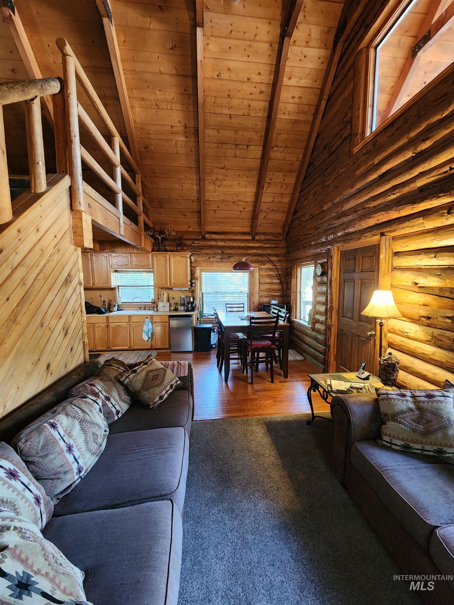 1509 E Pine Creek Road, Featherville, Idaho 83647, 3 Bedrooms, 2 Bathrooms, Residential For Sale, Price $800,000, 98960922