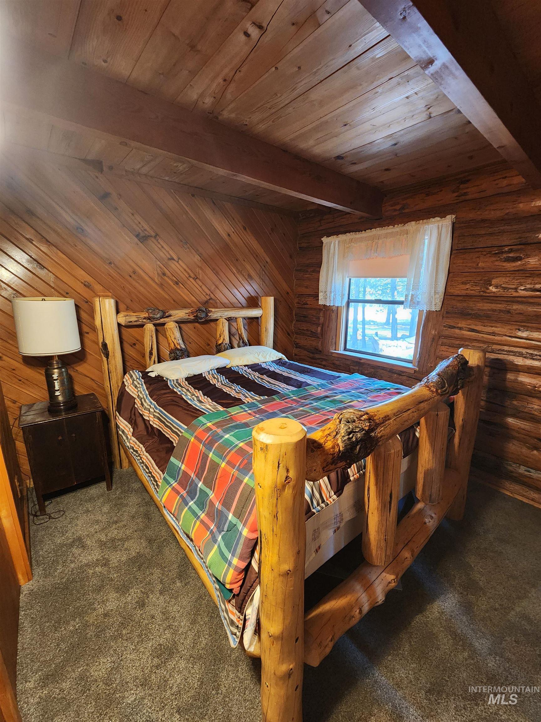 1509 E Pine Creek Road, Featherville, Idaho 83647, 3 Bedrooms, 2 Bathrooms, Residential For Sale, Price $800,000, 98960922