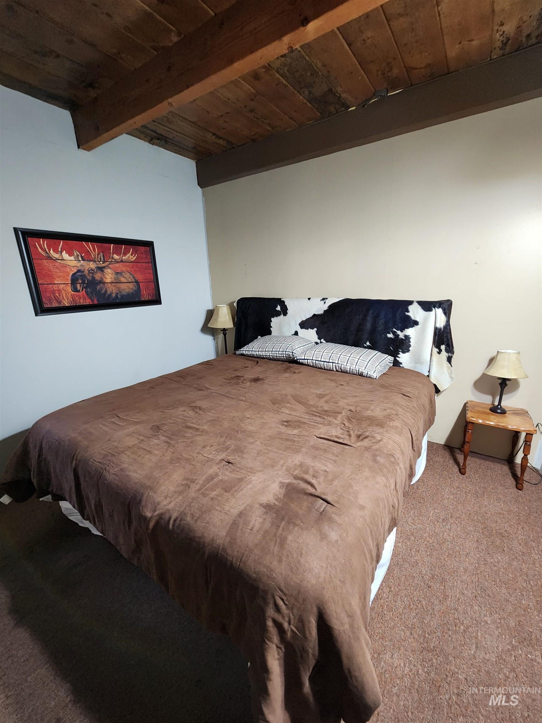1509 E Pine Creek Road, Featherville, Idaho 83647, 3 Bedrooms, 2 Bathrooms, Residential For Sale, Price $800,000, 98960922
