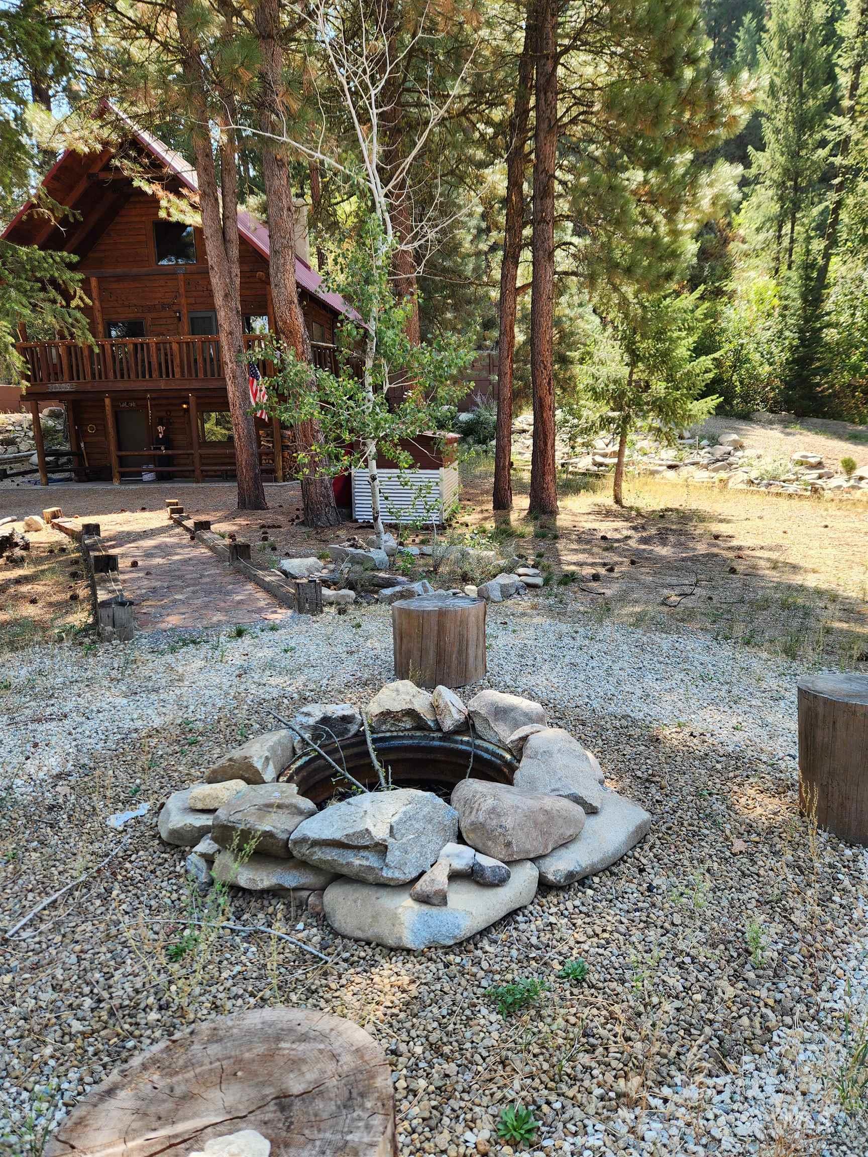 1509 E Pine Creek Road, Featherville, Idaho 83647, 3 Bedrooms, 2 Bathrooms, Residential For Sale, Price $800,000, 98960922