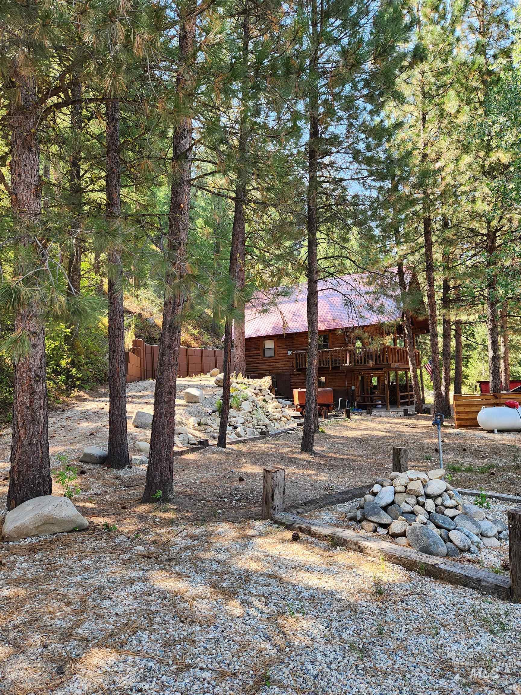 1509 E Pine Creek Road, Featherville, Idaho 83647, 3 Bedrooms, 2 Bathrooms, Residential For Sale, Price $800,000, 98960922