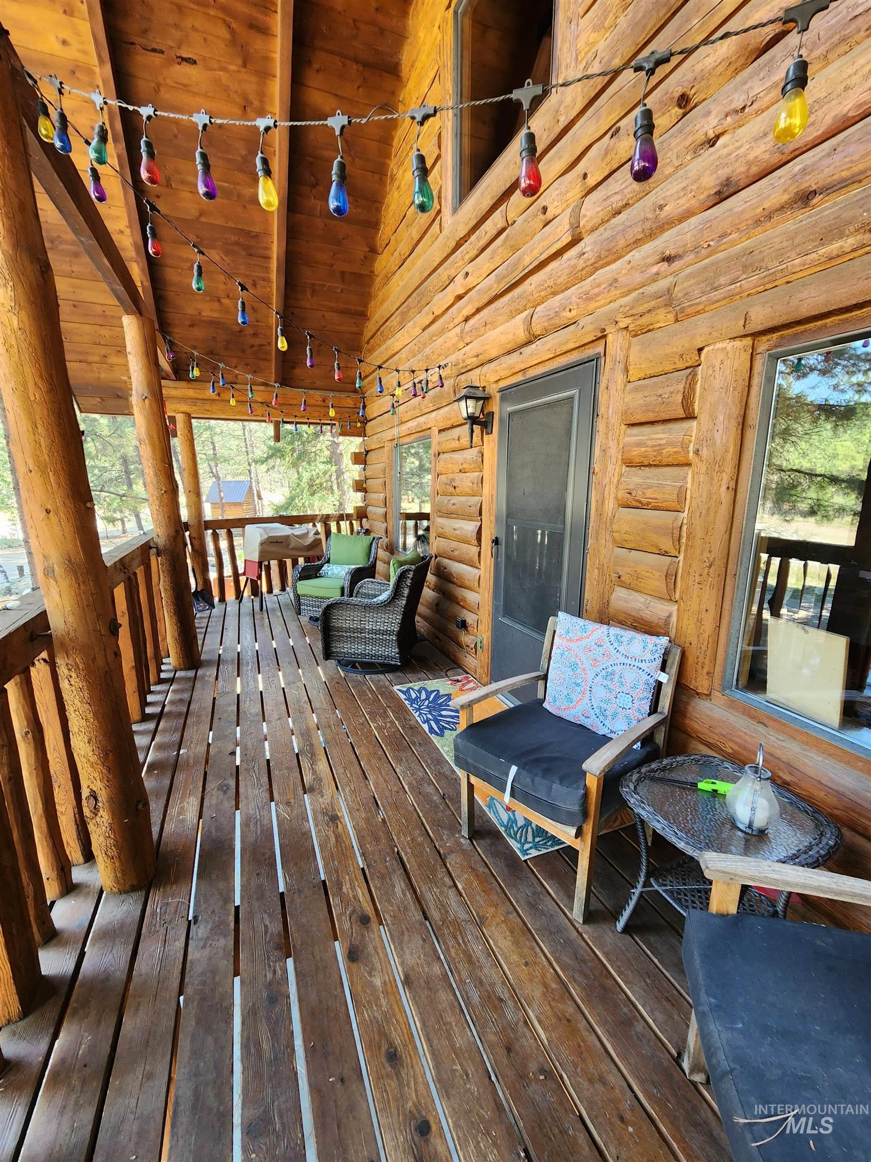 1509 E Pine Creek Road, Featherville, Idaho 83647, 3 Bedrooms, 2 Bathrooms, Residential For Sale, Price $800,000, 98960922