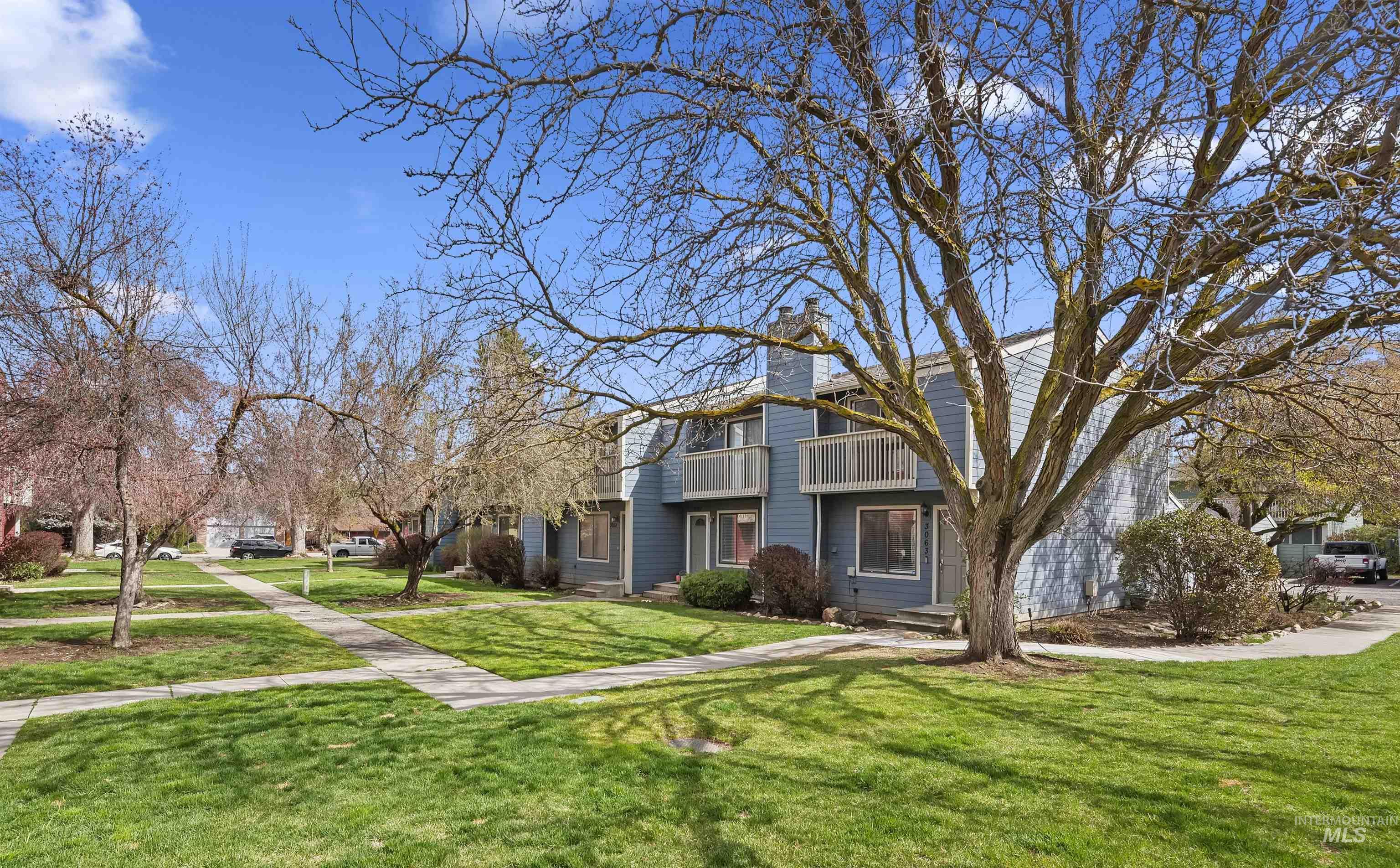 3063 S Cantrell Lane, Boise, Idaho 83706, 2 Bedrooms, 1.5 Bathrooms, Residential Income For Sale, Price $349,900, 98960934