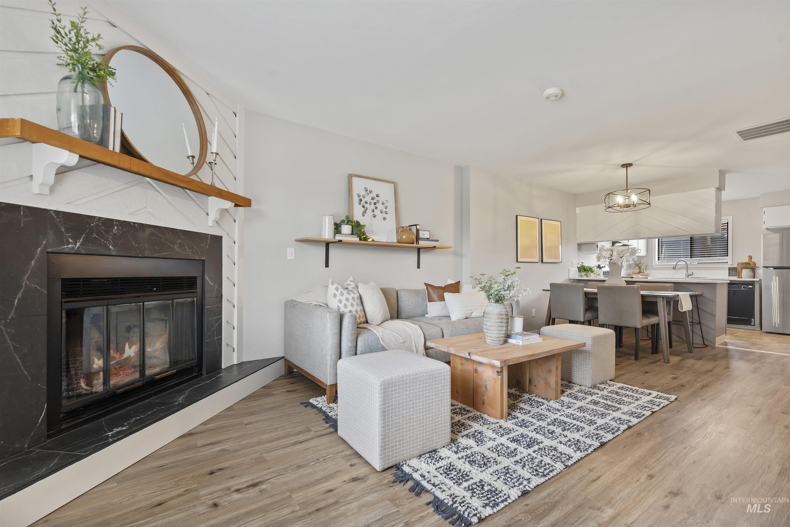 3063 S Cantrell Lane, Boise, Idaho 83706, 2 Bedrooms, 1.5 Bathrooms, Residential Income For Sale, Price $346,400, 98960934