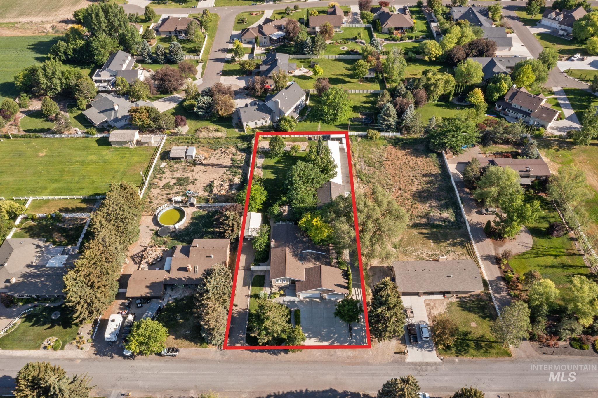 3348 Highlawn Dr, Twin Falls, Idaho 83301, 4 Bedrooms, 2 Bathrooms, Residential For Sale, Price $585,000, 98960939