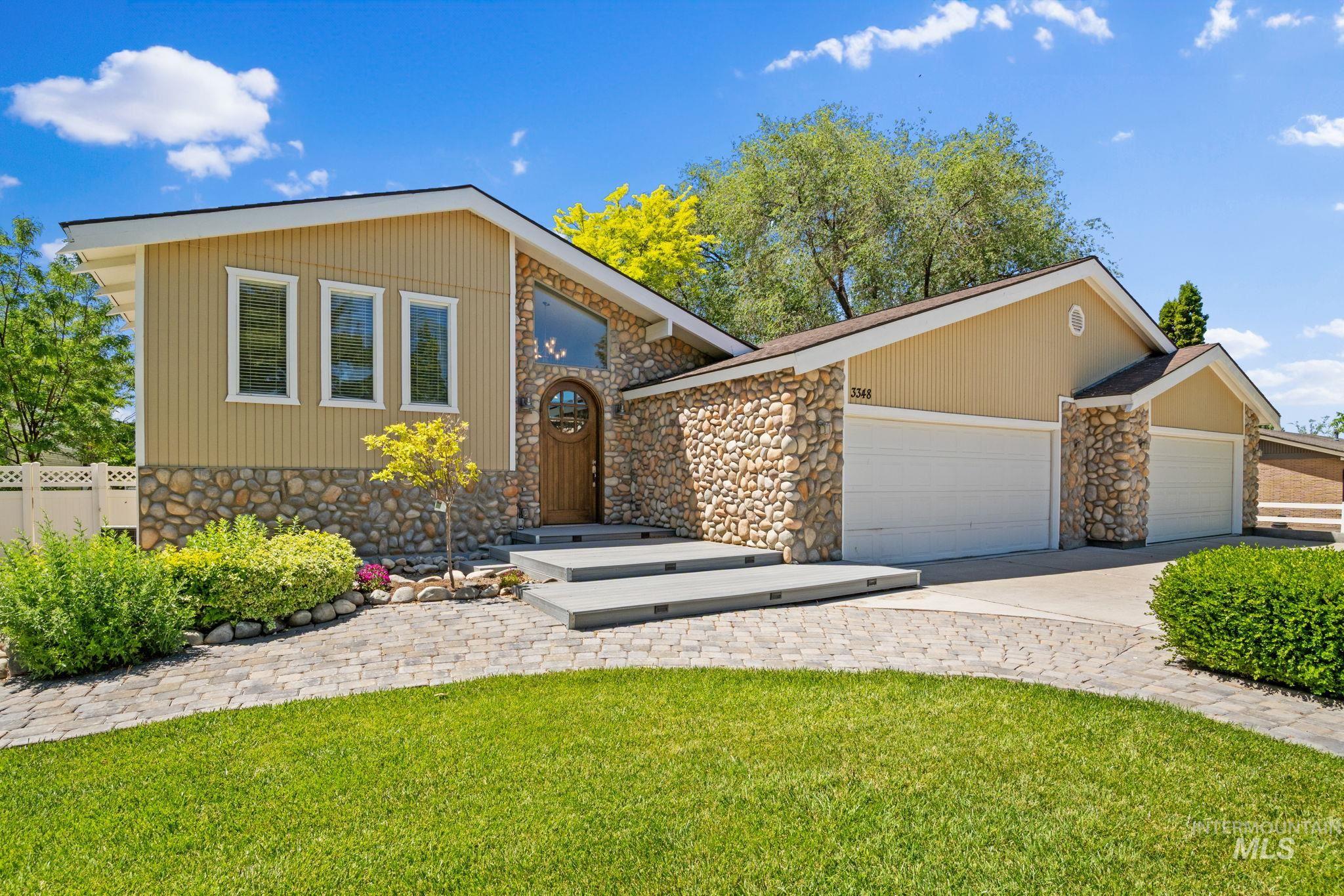 3348 Highlawn Dr, Twin Falls, Idaho 83301, 4 Bedrooms, 2 Bathrooms, Residential For Sale, Price $585,000, 98960939