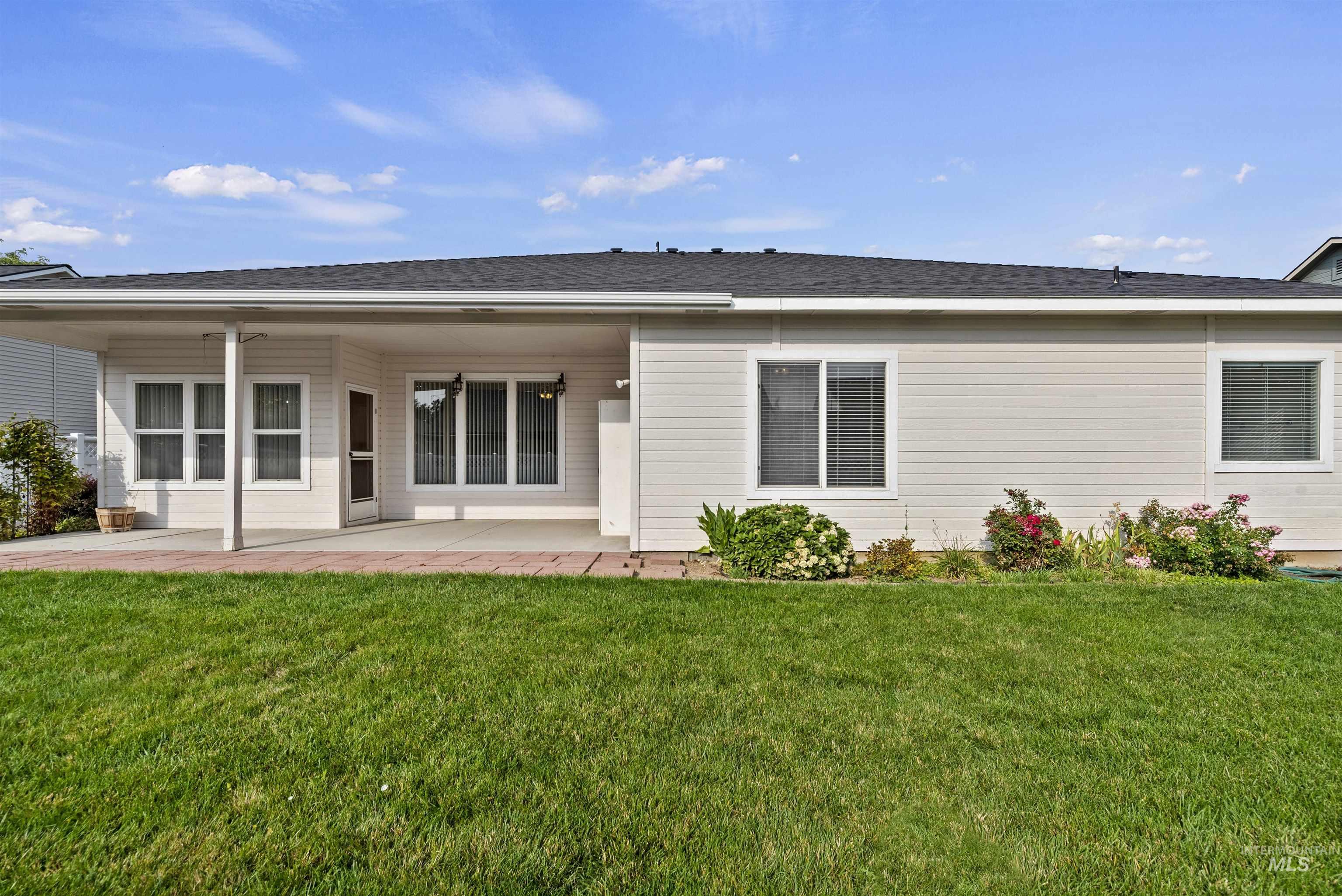 2614 N Robie Ave, Meridian, Idaho 83646-8306, 4 Bedrooms, 2 Bathrooms, Residential For Sale, Price $520,000, 98960948