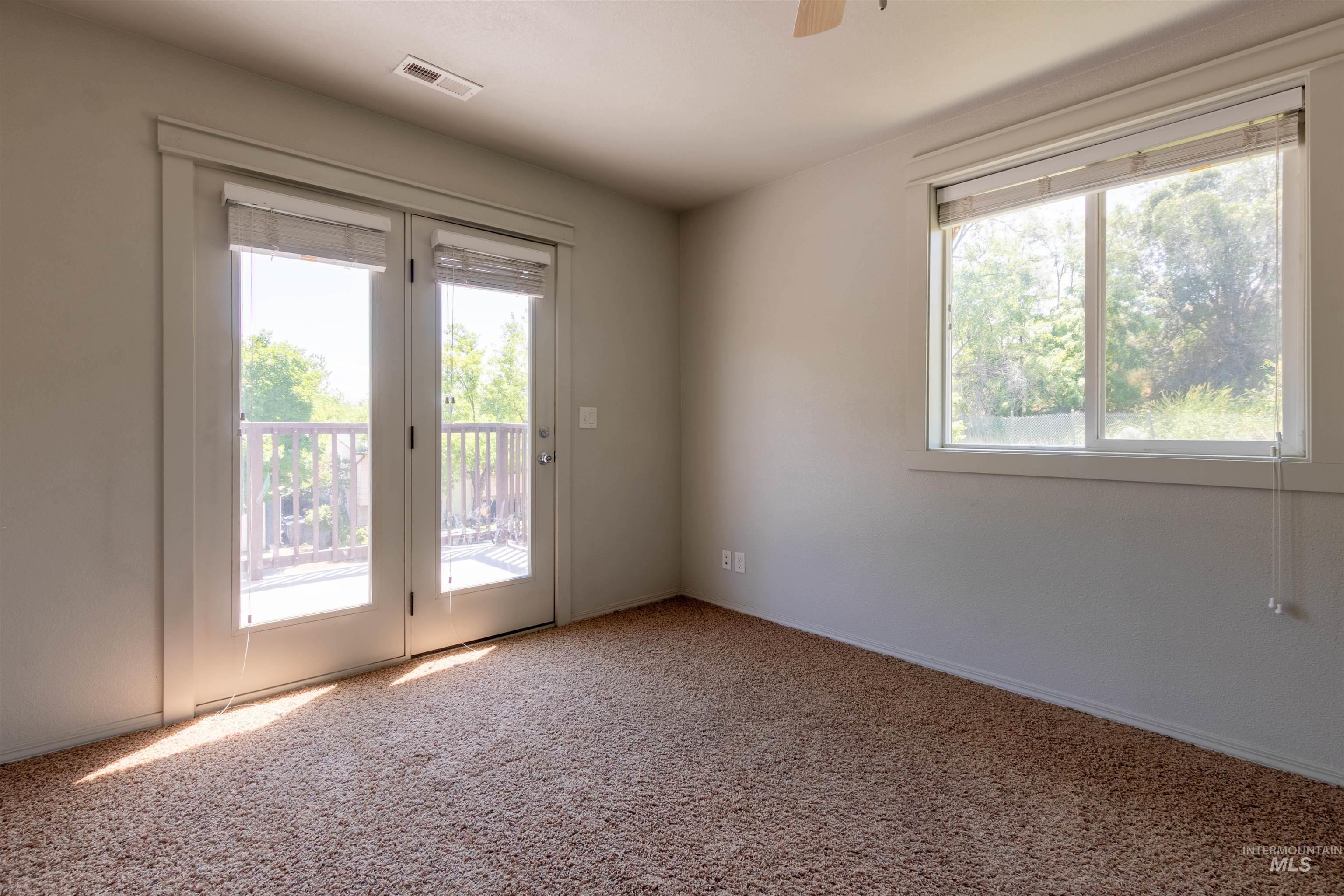 2701 S Gourley St., Boise, Idaho 83705, 2 Bedrooms, 2 Bathrooms, Residential For Sale, Price $349,900, 98960950