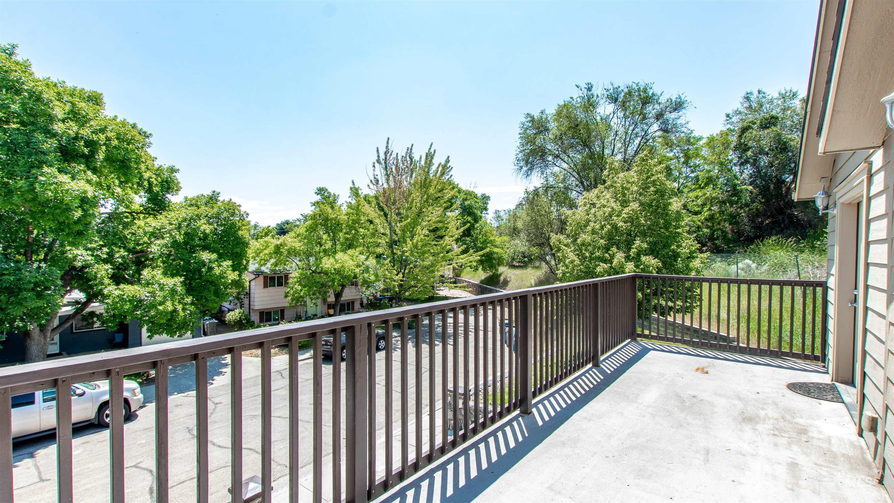 2701 S Gourley St., Boise, Idaho 83705, 2 Bedrooms, 2 Bathrooms, Residential For Sale, Price $349,900, 98960950