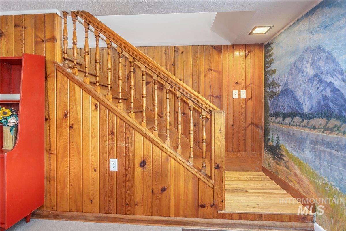 92 W Horizon Dr, Boise, Idaho 83702, 3 Bedrooms, 2 Bathrooms, Residential For Sale, Price $955,900, 98960954