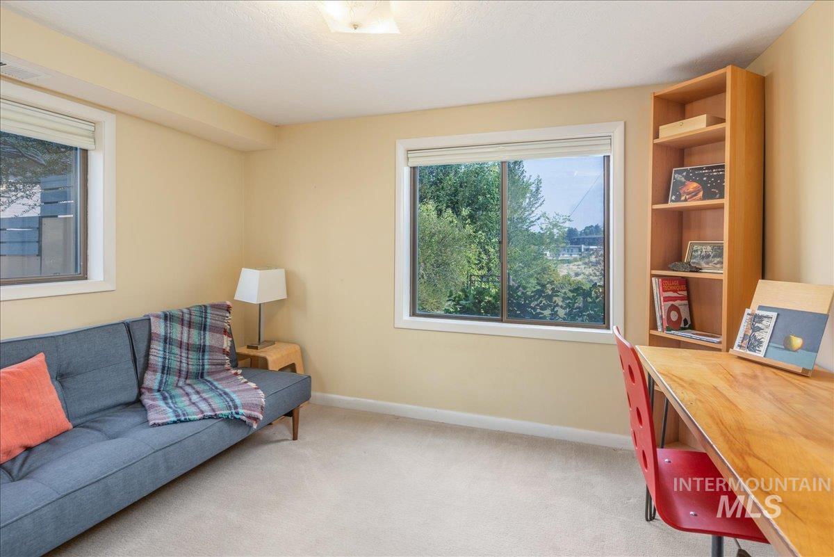 92 W Horizon Dr, Boise, Idaho 83702, 3 Bedrooms, 2 Bathrooms, Residential For Sale, Price $955,900, 98960954