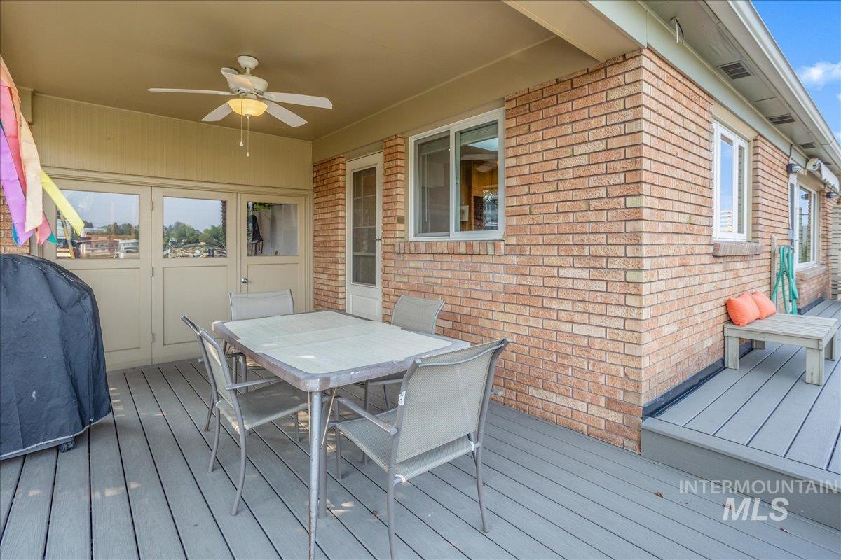 92 W Horizon Dr, Boise, Idaho 83702, 3 Bedrooms, 2 Bathrooms, Residential For Sale, Price $955,900, 98960954