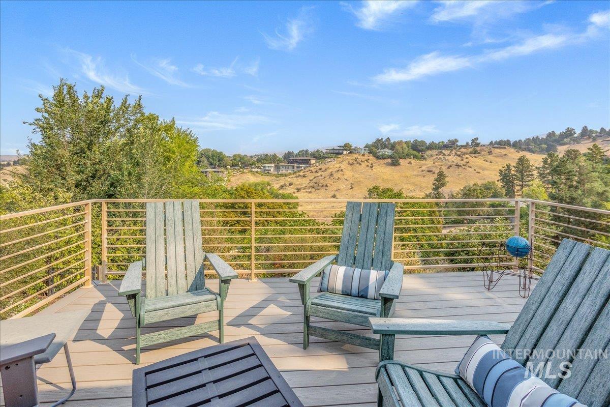 92 W Horizon Dr, Boise, Idaho 83702, 3 Bedrooms, 2 Bathrooms, Residential For Sale, Price $955,900, 98960954