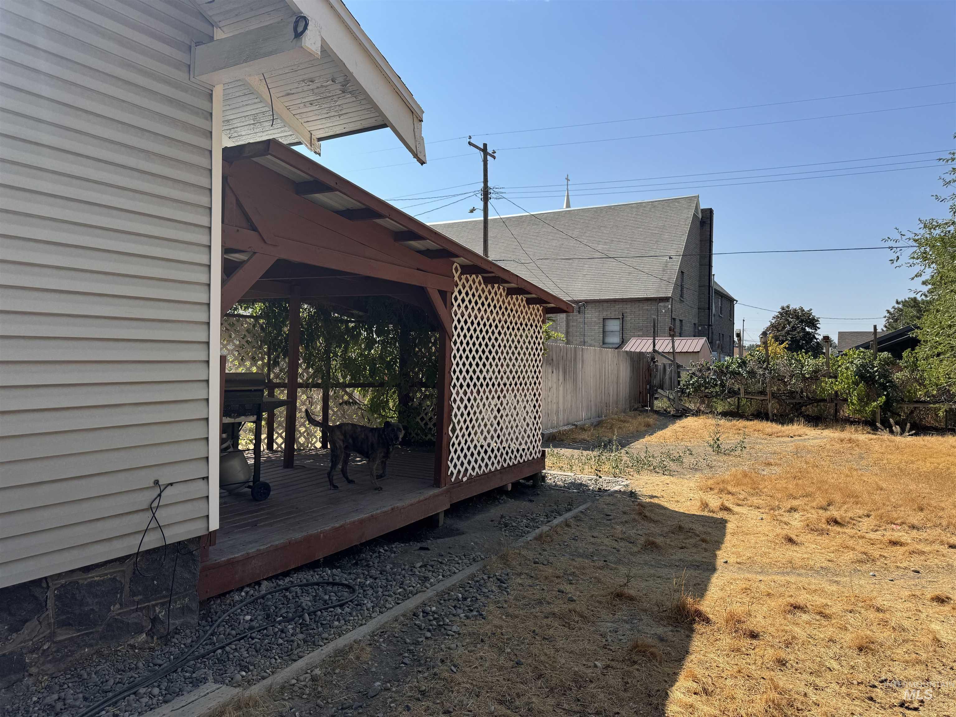 405 8th Avenue N, Buhl, Idaho 83316, 5 Bedrooms, 2 Bathrooms, Residential For Sale, Price $293,000, 98960958