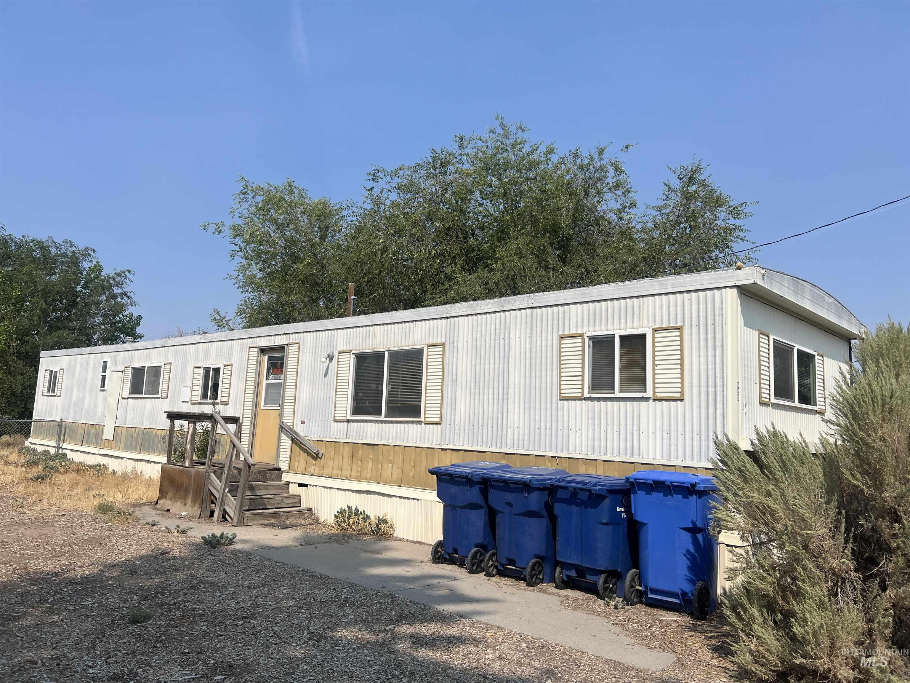 View of manufactured / mobile home