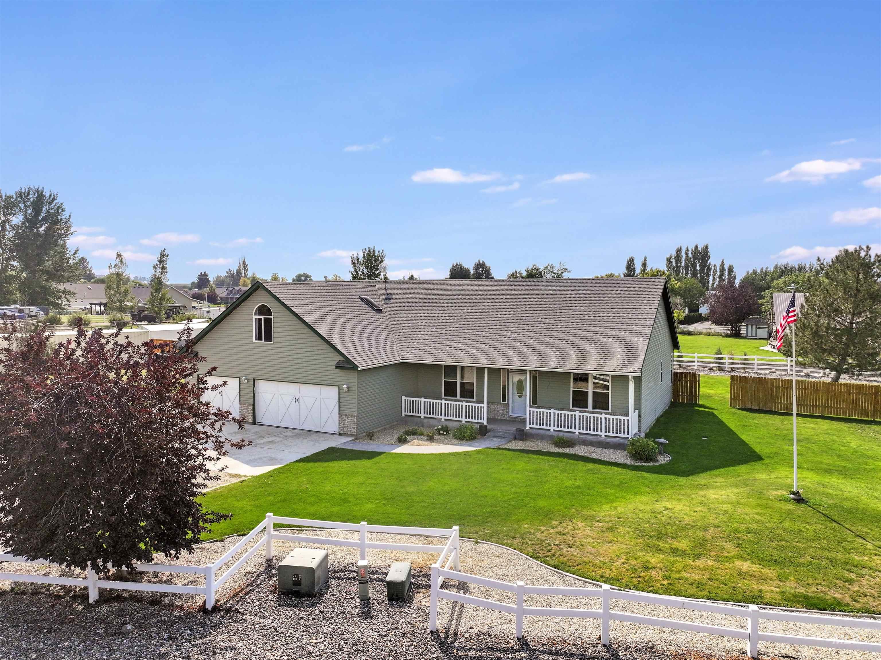 2485 E 3706 N, Twin Falls, Idaho 83301, 4 Bedrooms, 3 Bathrooms, Residential For Sale, Price $585,000, 98960981