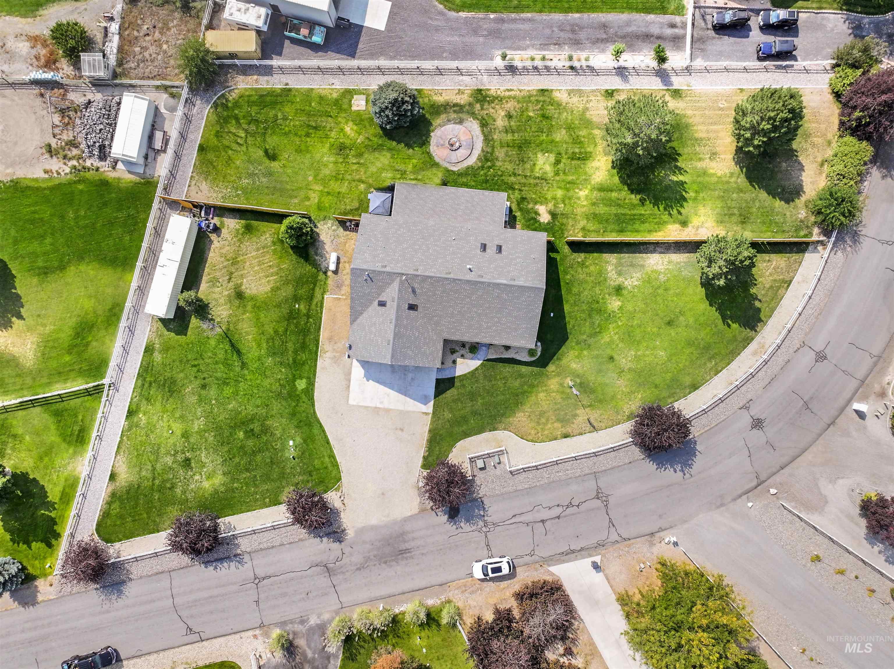 2485 E 3706 N, Twin Falls, Idaho 83301, 4 Bedrooms, 3 Bathrooms, Residential For Sale, Price $585,000, 98960981