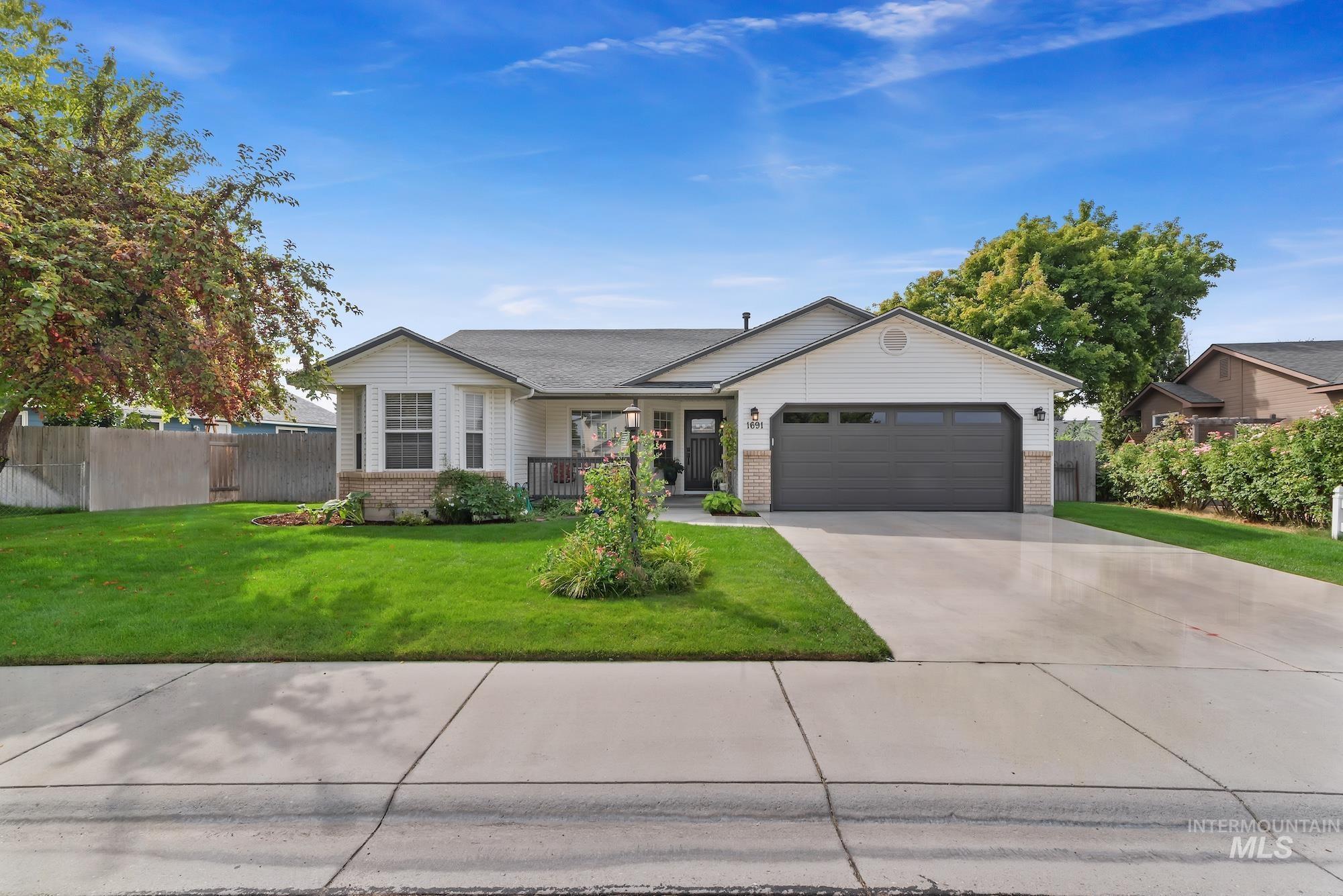1691 W Hendricks St, Meridian, Idaho 83646, 4 Bedrooms, 2 Bathrooms, Residential For Sale, Price $419,000, 98961002