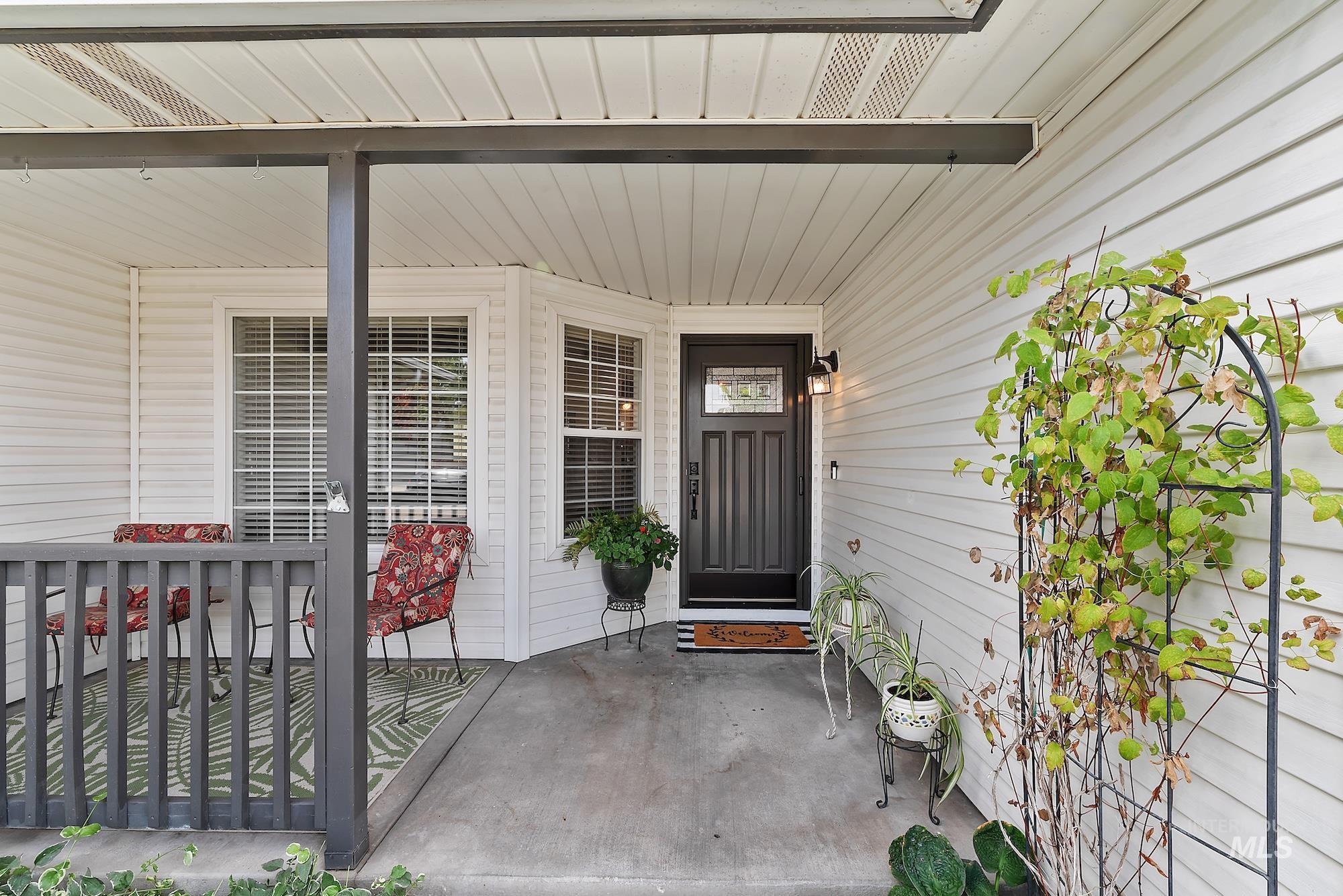 1691 W Hendricks St, Meridian, Idaho 83646, 4 Bedrooms, 2 Bathrooms, Residential For Sale, Price $419,000, 98961002